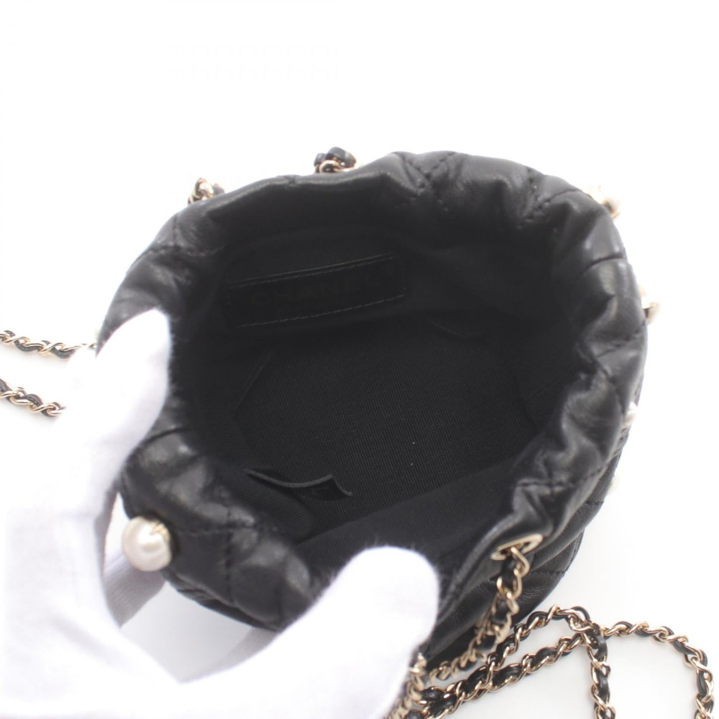 Chanel Matelasse Lambskin Shoulder Bag Black