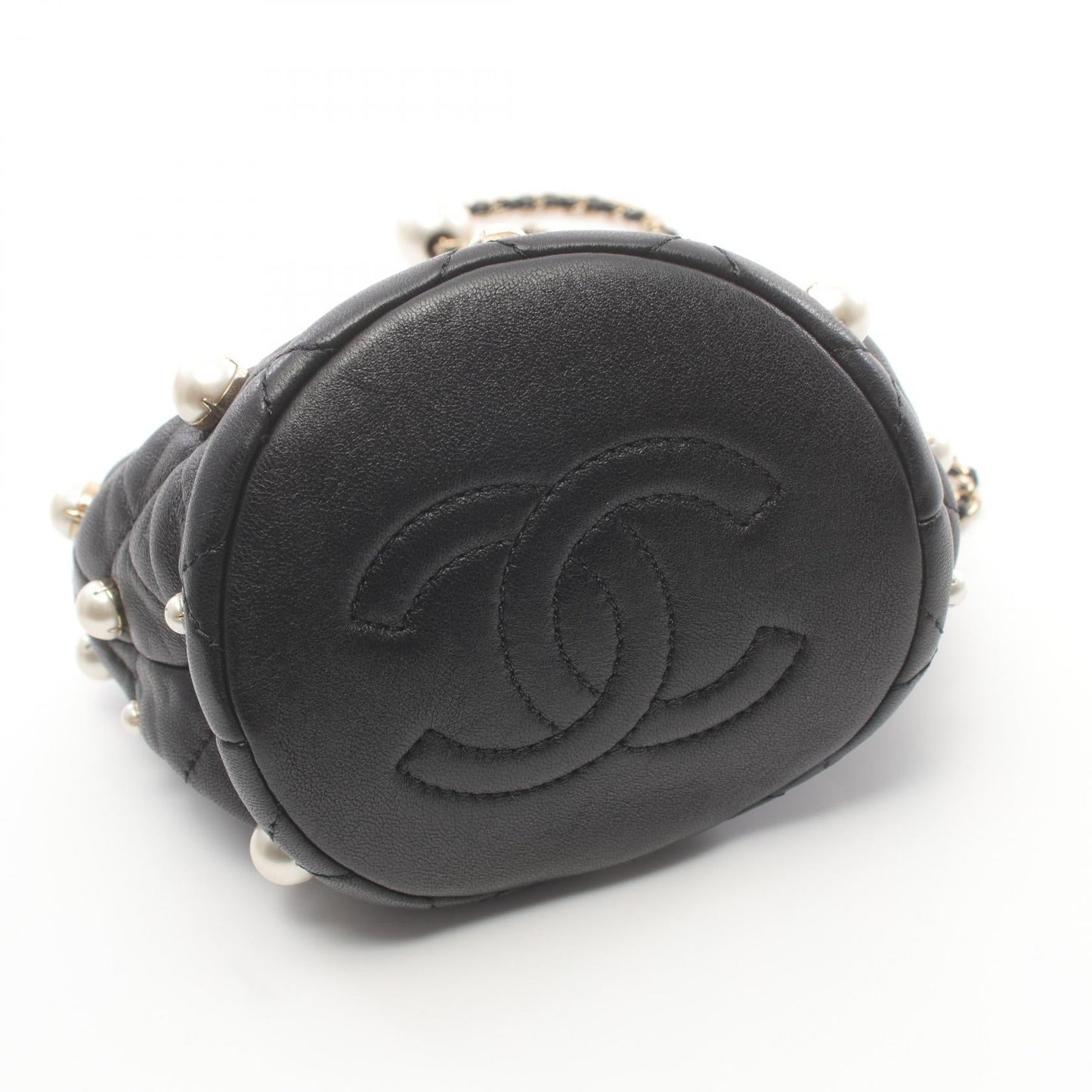 Chanel Matelasse Lambskin Shoulder Bag Black