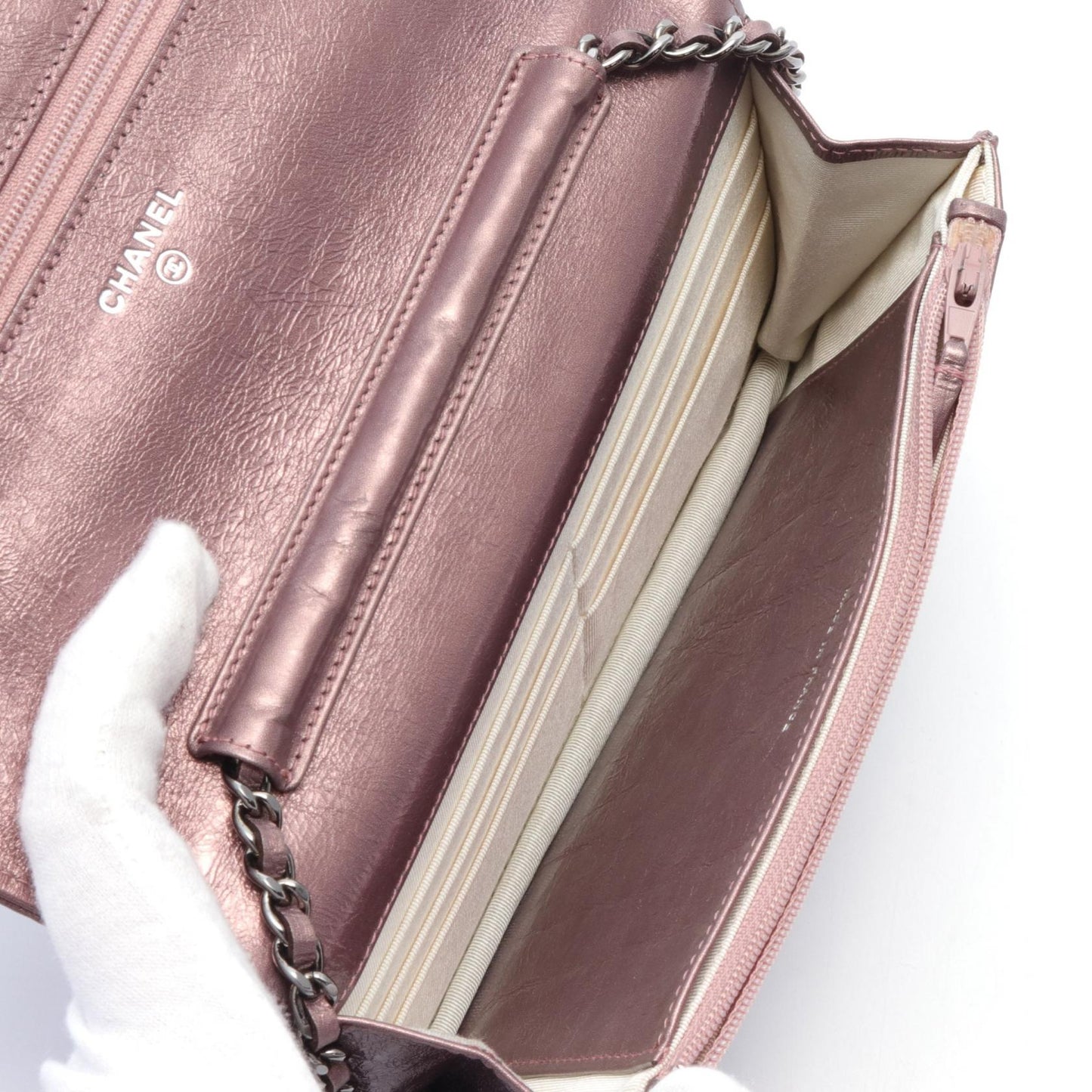 Chanel Re-Issue Matelasse Wallet on Chain Leather Other in Great Condition