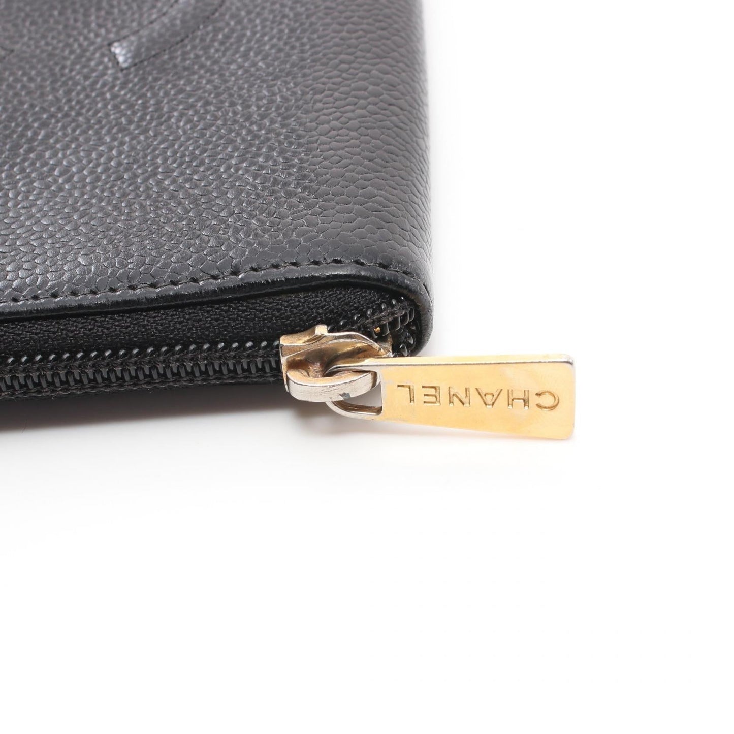 Chanel Coco Mark Caviar Skin Round Zipper Wallet Leather Long Wallet 8174531 in New Condition