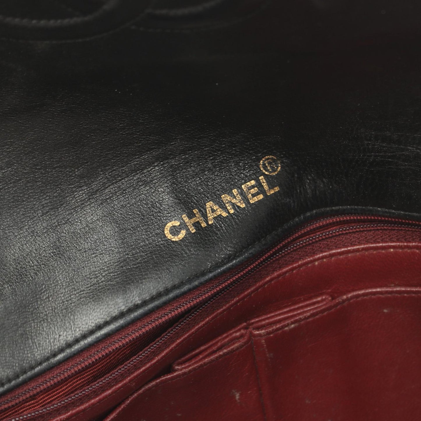 Chanel Matelasse Chain Shoulder Bag Leather Shoulder Bag 2120700055440 in New Condition