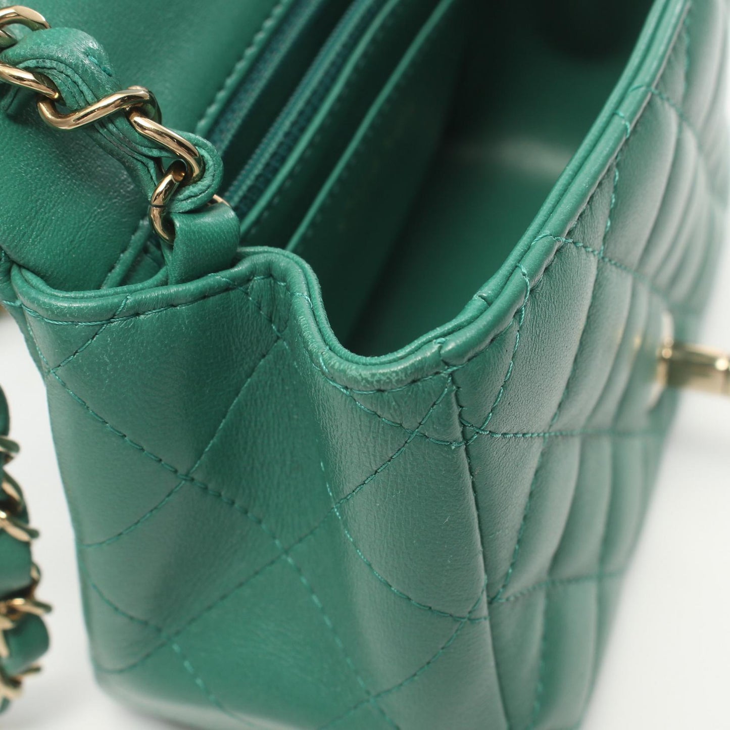 Chanel CC Mini Matelasse Chain Bag Leather Shoulder Bag