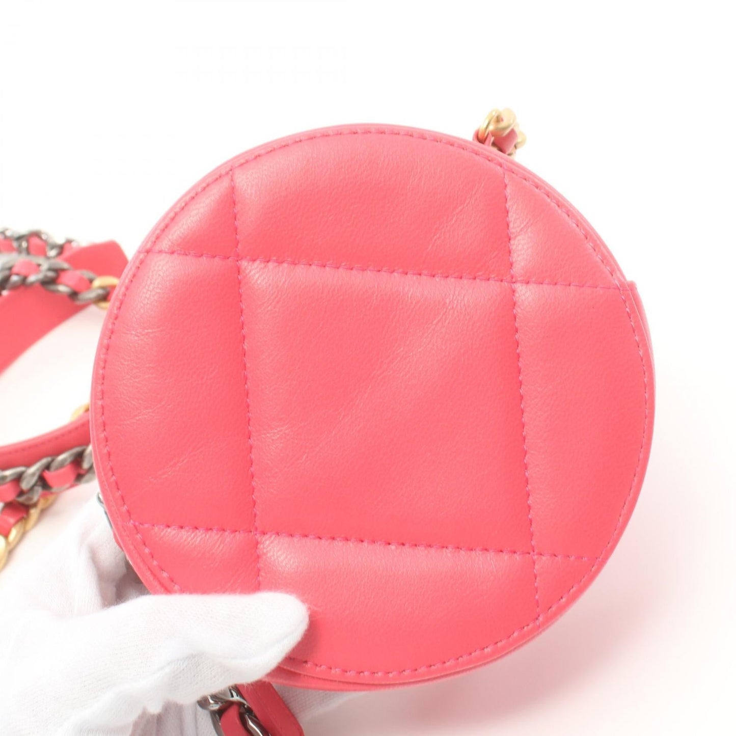 Chanel Matelasse 19 Chain Shoulder Leather Shoulder Bag AP0945 in Great Condition
