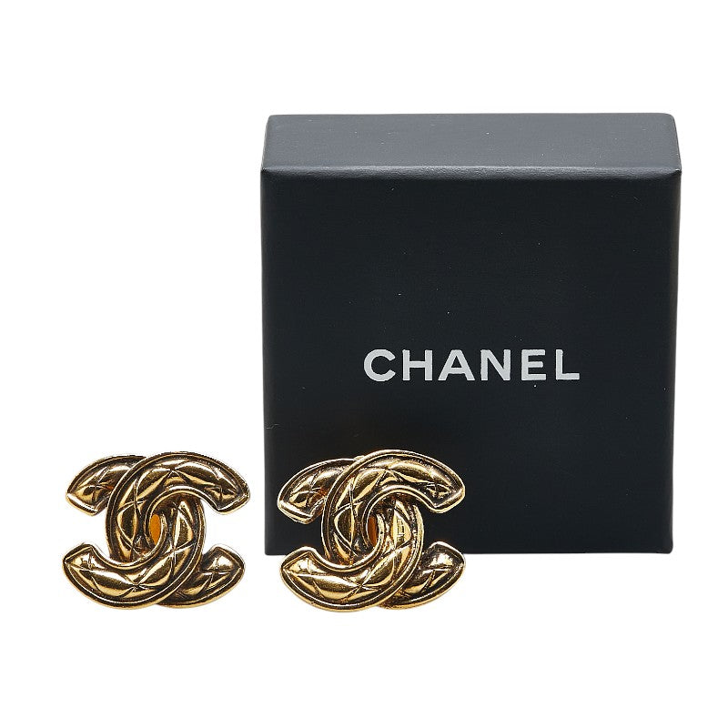 Chanel Coco Mark Matelasse Earrings Gold
