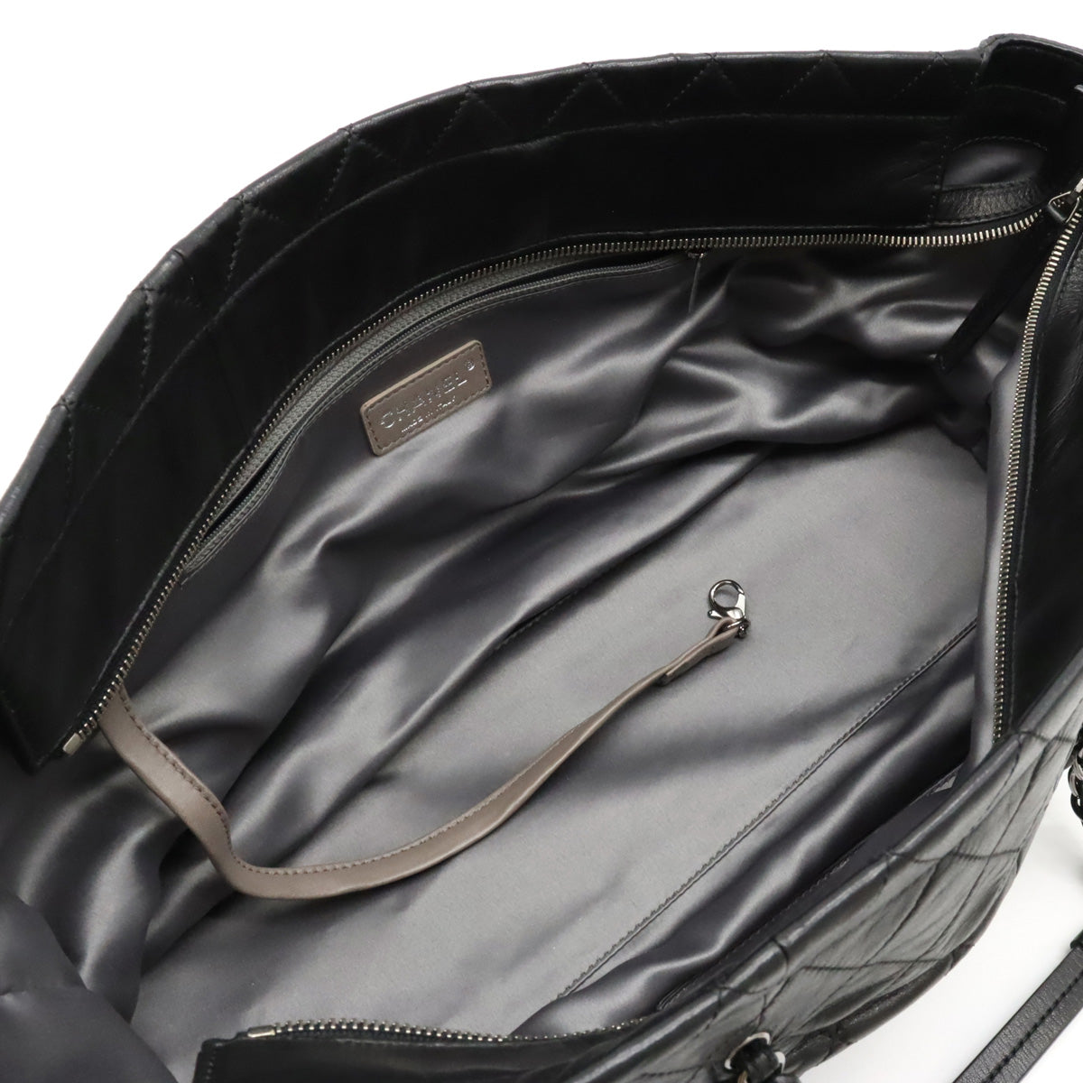 Chanel Leather Matelasse Gather Chain Tote