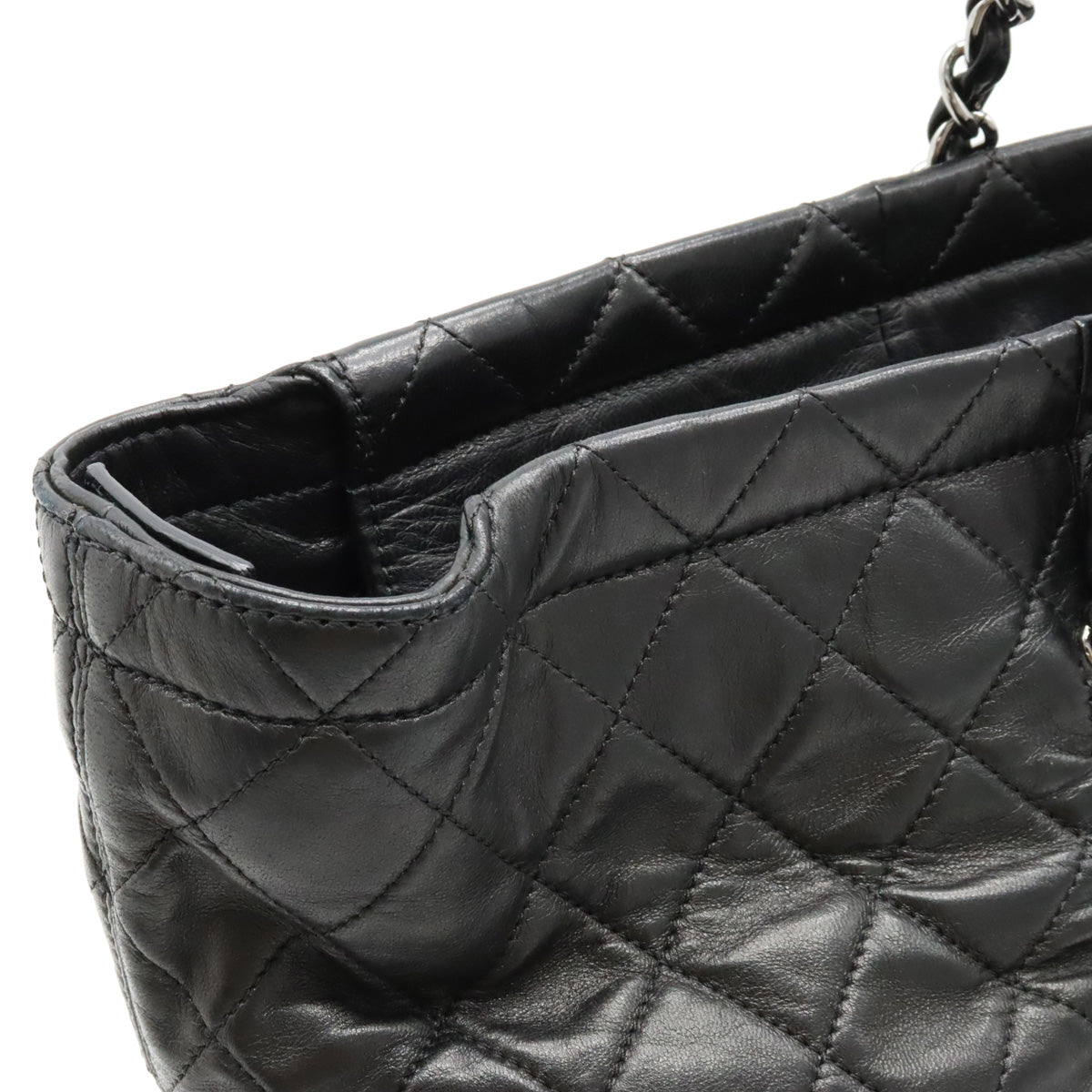 Chanel Leather Matelasse Gather Chain Tote