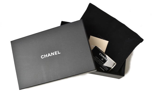 Chanel Caviar Skin Medium Wallet