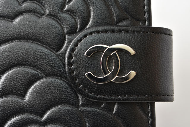 Chanel Leather Folding Wallet A50087 Black/Silver