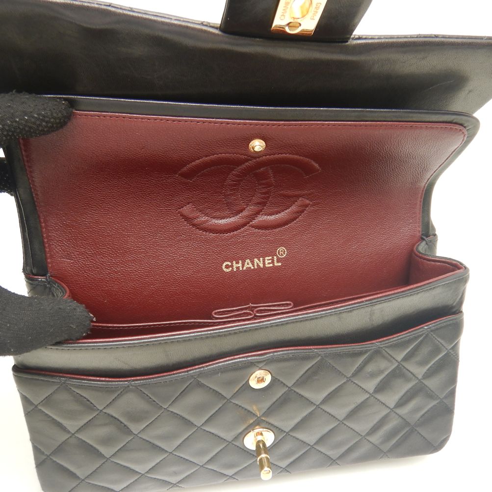 Chanel Matelasse 25 Lambskin Shoulder Bag A01112