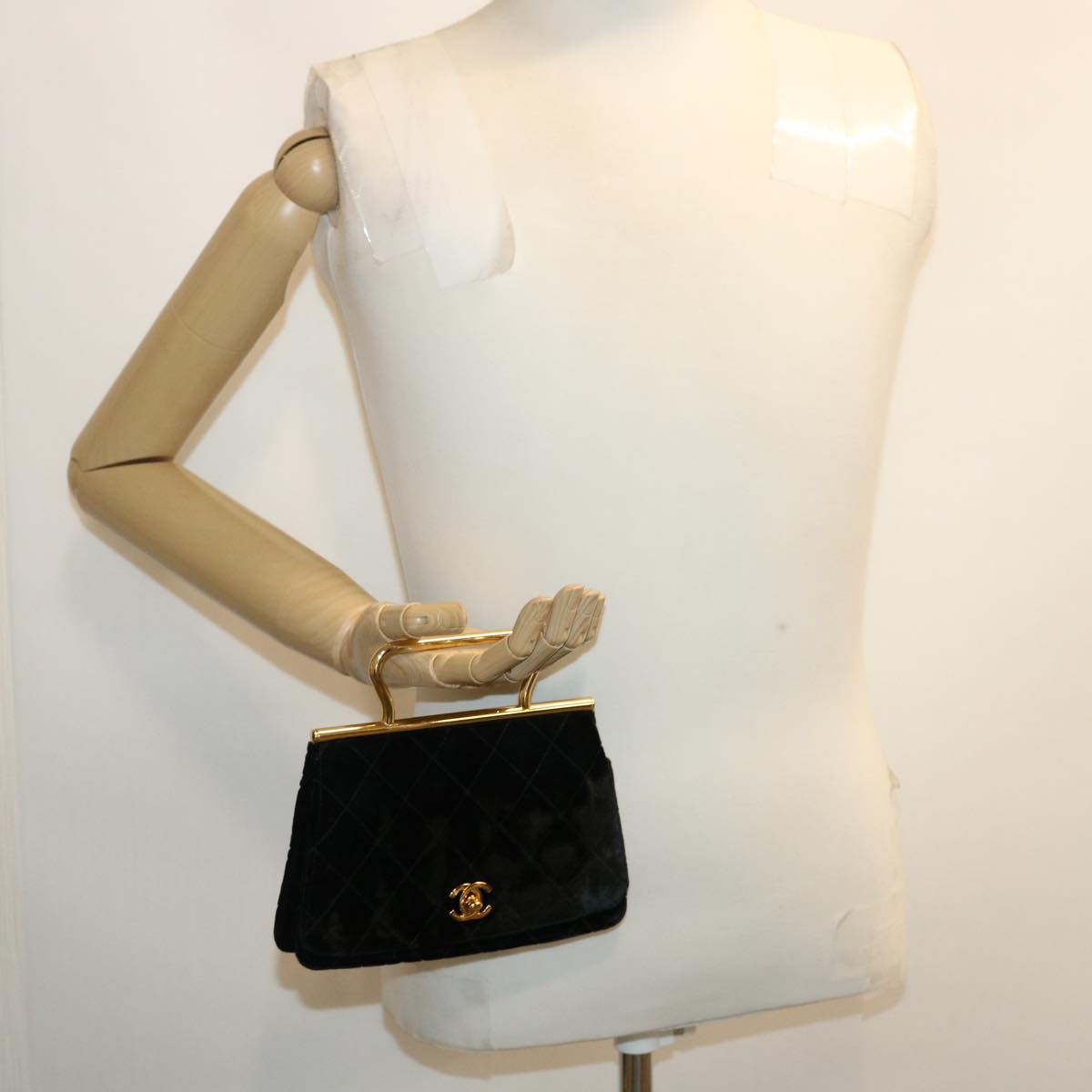 CHANEL Turn Lock Flap Matelasse Hand Bag velvet Black Gold CC 29565A