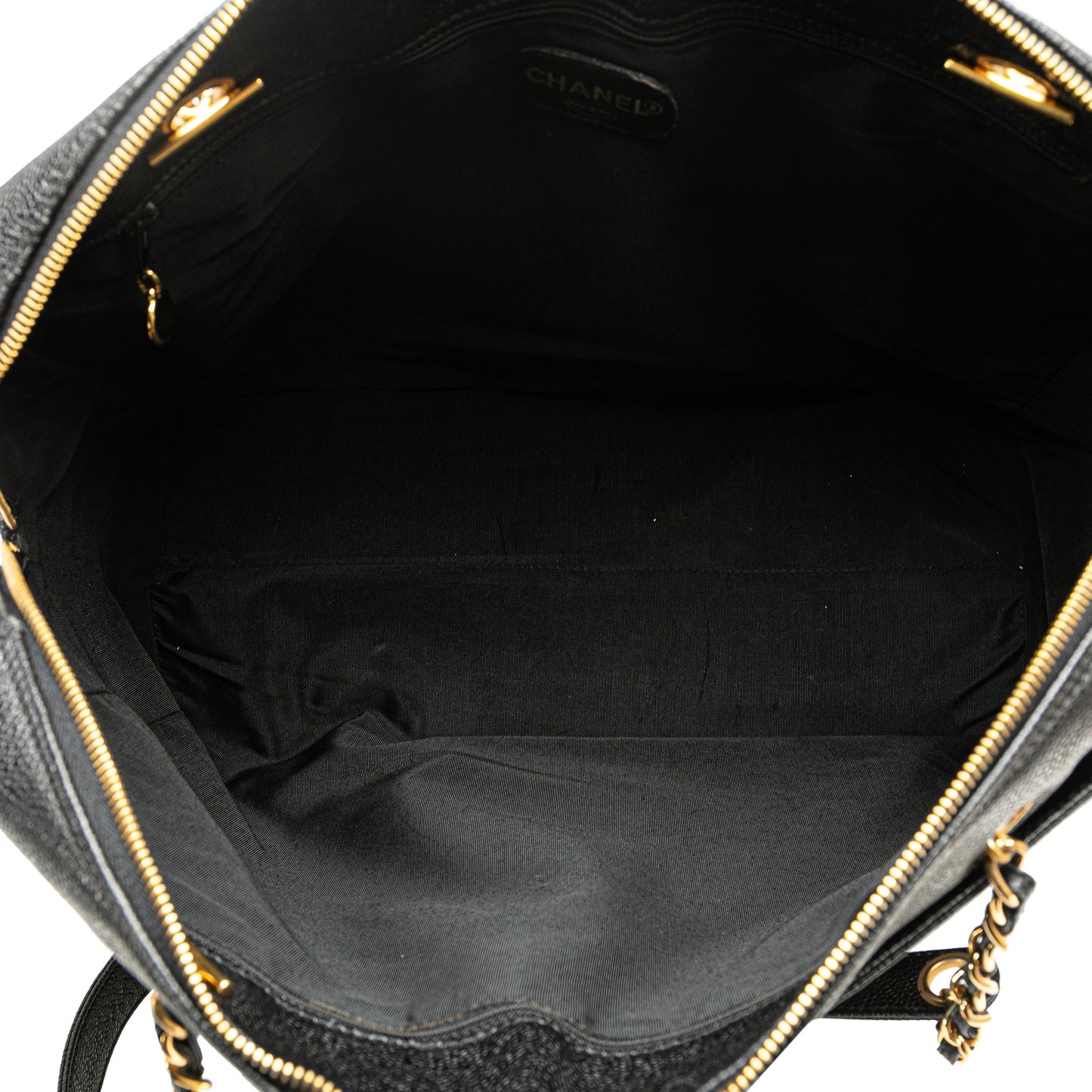 Chanel Sac Caviar CC Shoulder Bag