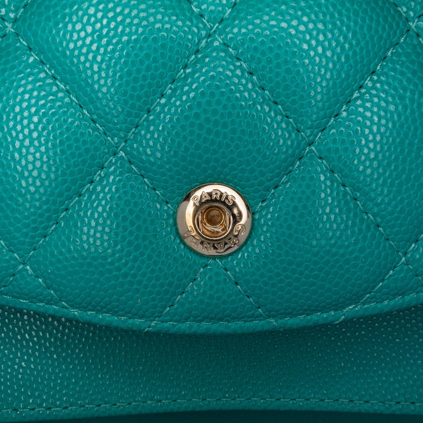 Chanel Sac Medium Classic Caviar Double Flap