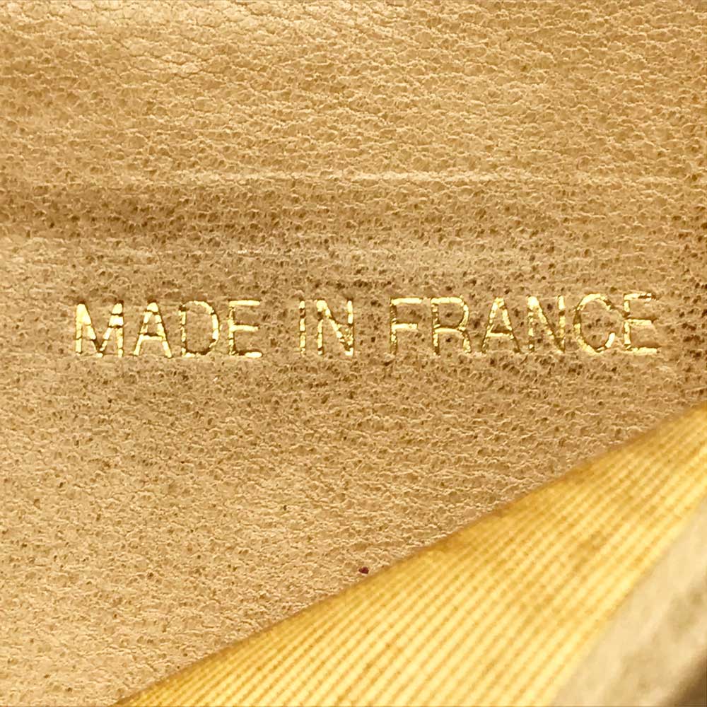 Chanel Caviar Skin Bifold Wallet Beige