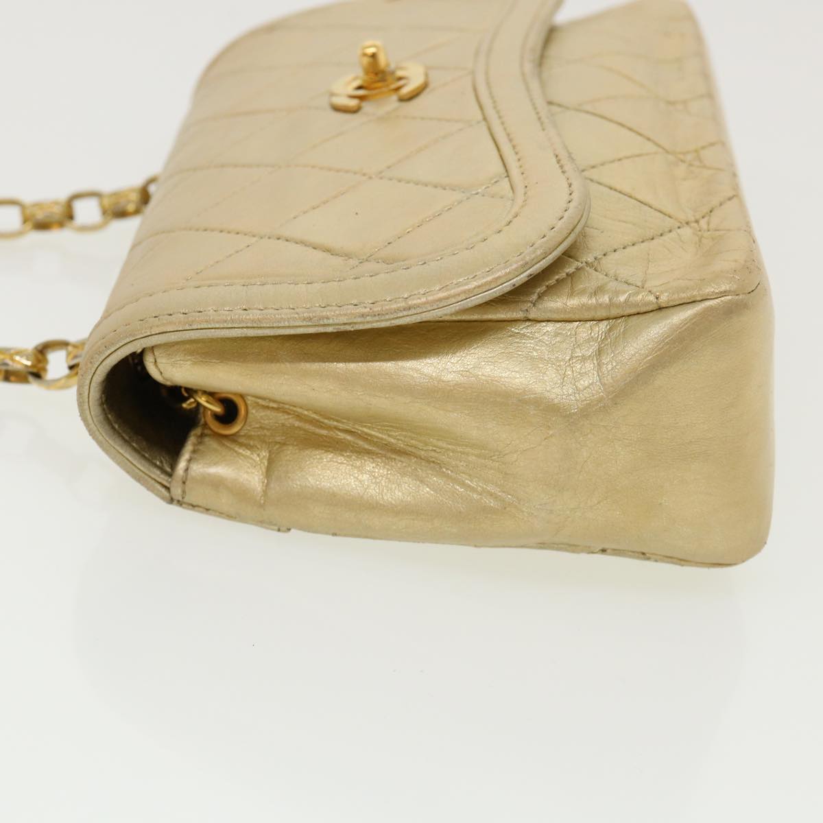 CHANEL Matelasse Turn Lock Chain Shoulder Bag Lamb Skin Gold CC 31382A