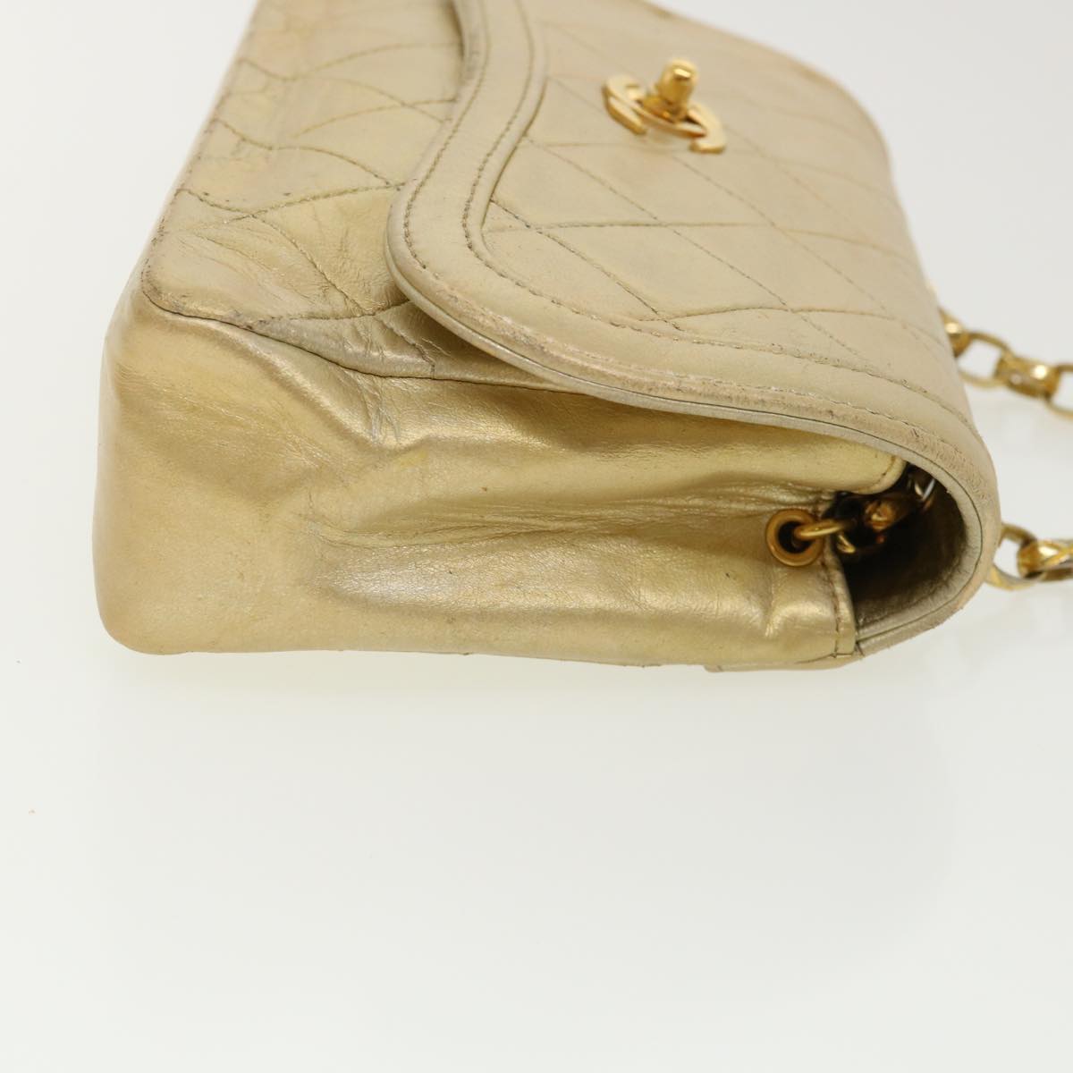 CHANEL Matelasse Turn Lock Chain Shoulder Bag Lamb Skin Gold CC 31382A