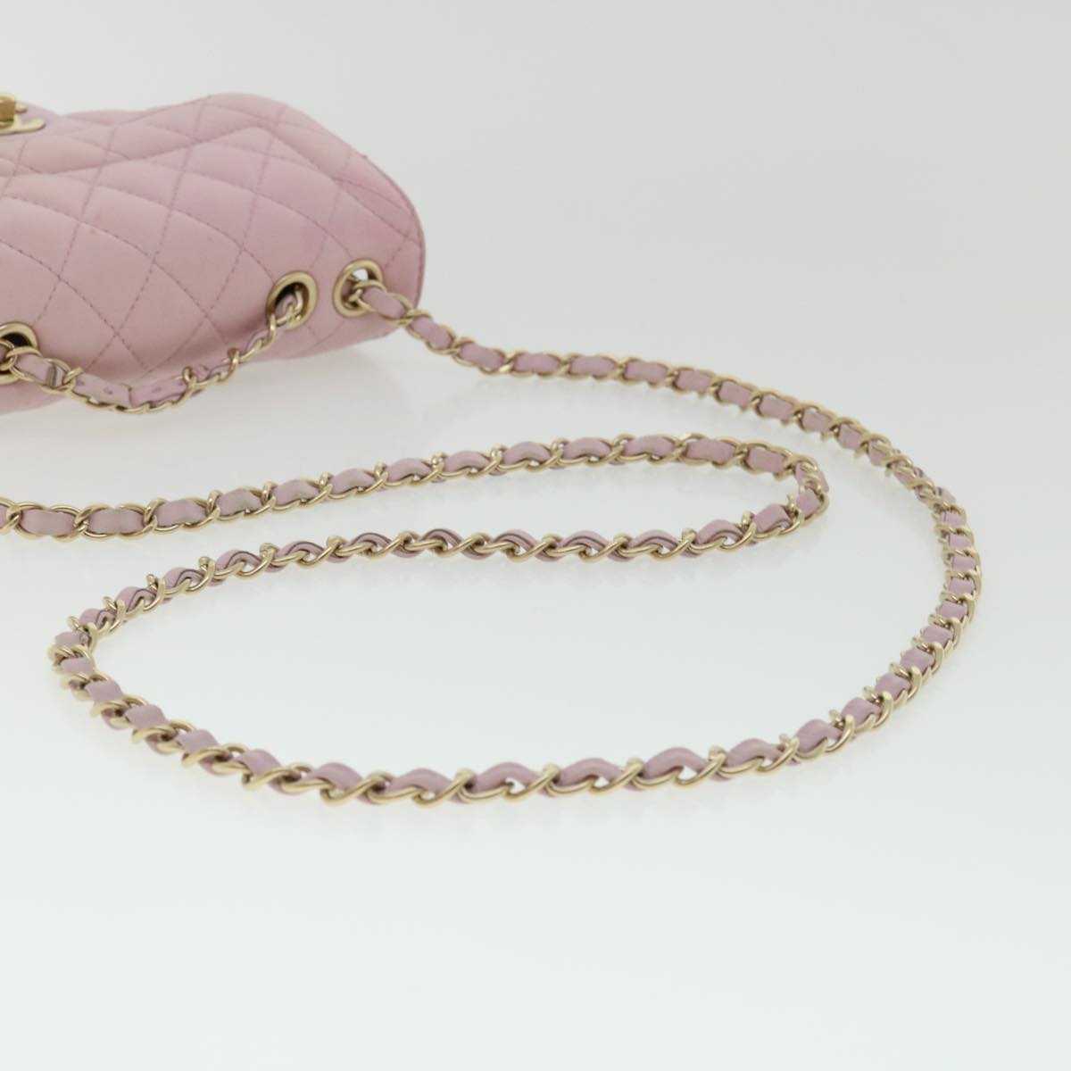 CHANEL Matelasse Turn Lock Chain Shoulder Bag Lamb Skin Pink CC 32151A