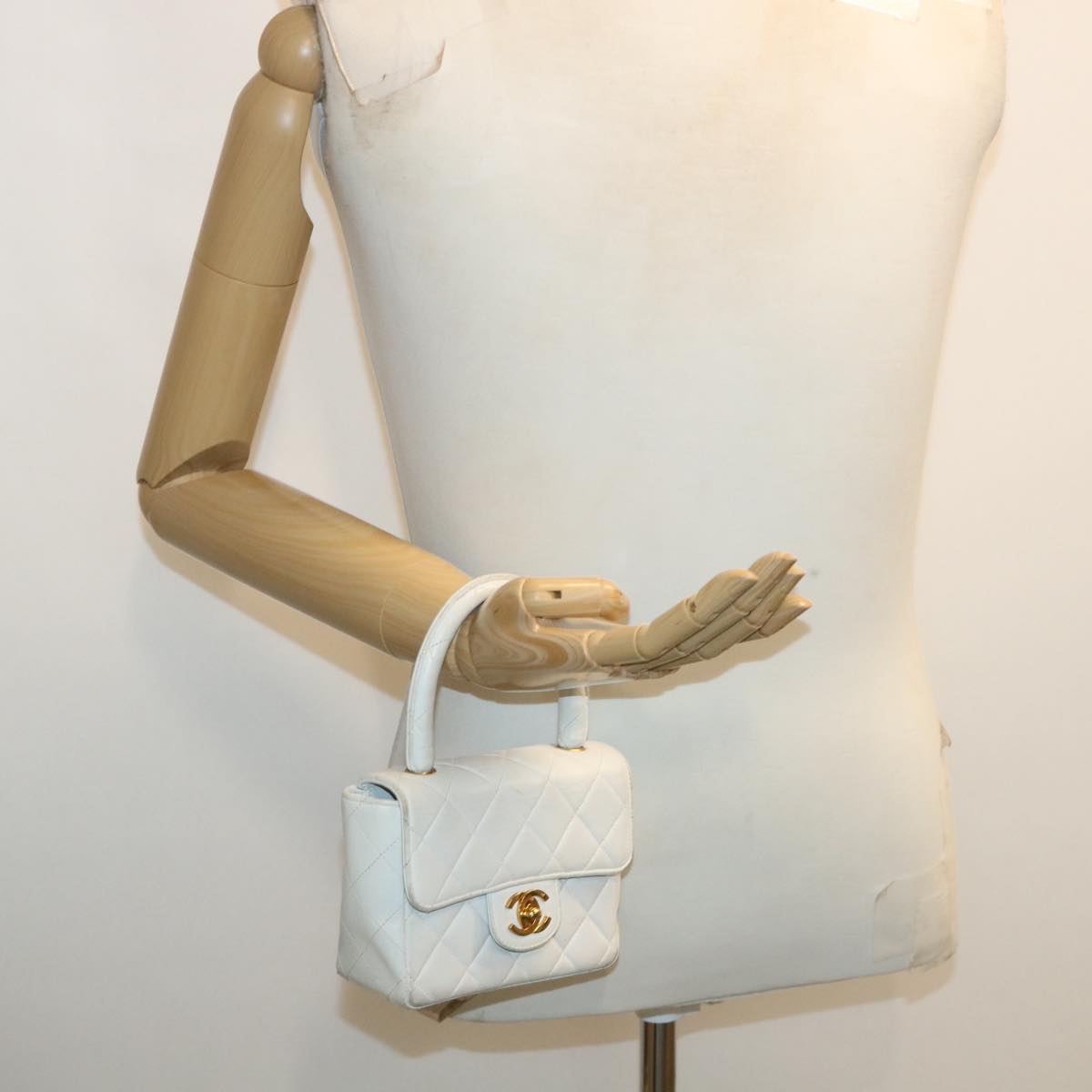 CHANEL Matelasse Pair Shoulder Bag Lamb Skin White CC 32416A