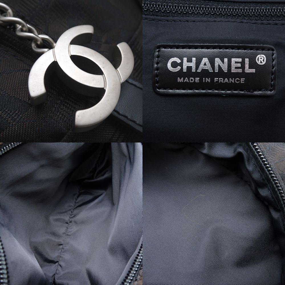 Chanel Nylon Canvas Leather Handbag A30916