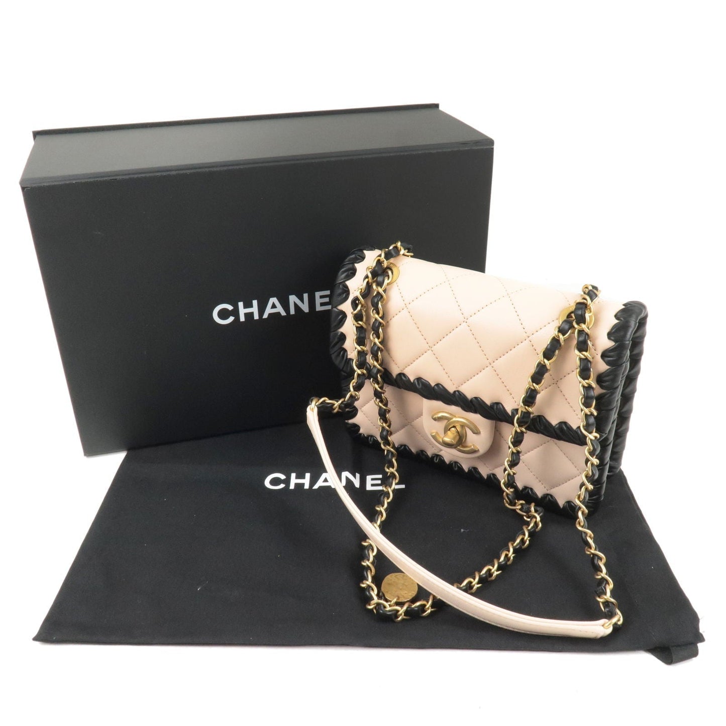 CHANEL Matelasse Lamb Skin Chain Shoulder Bag Pink Black
