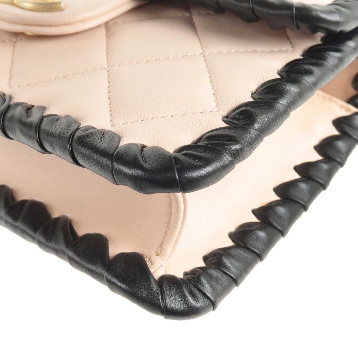 CHANEL Matelasse Lamb Skin Chain Shoulder Bag Pink Black