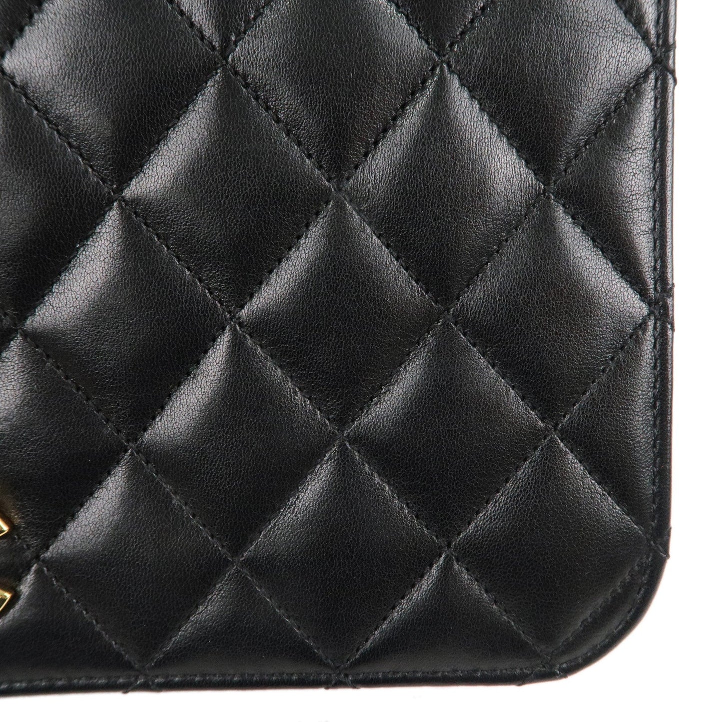 CHANEL Matelasse Lamb Skin Chain Shoulder Bag Black Gold HDW