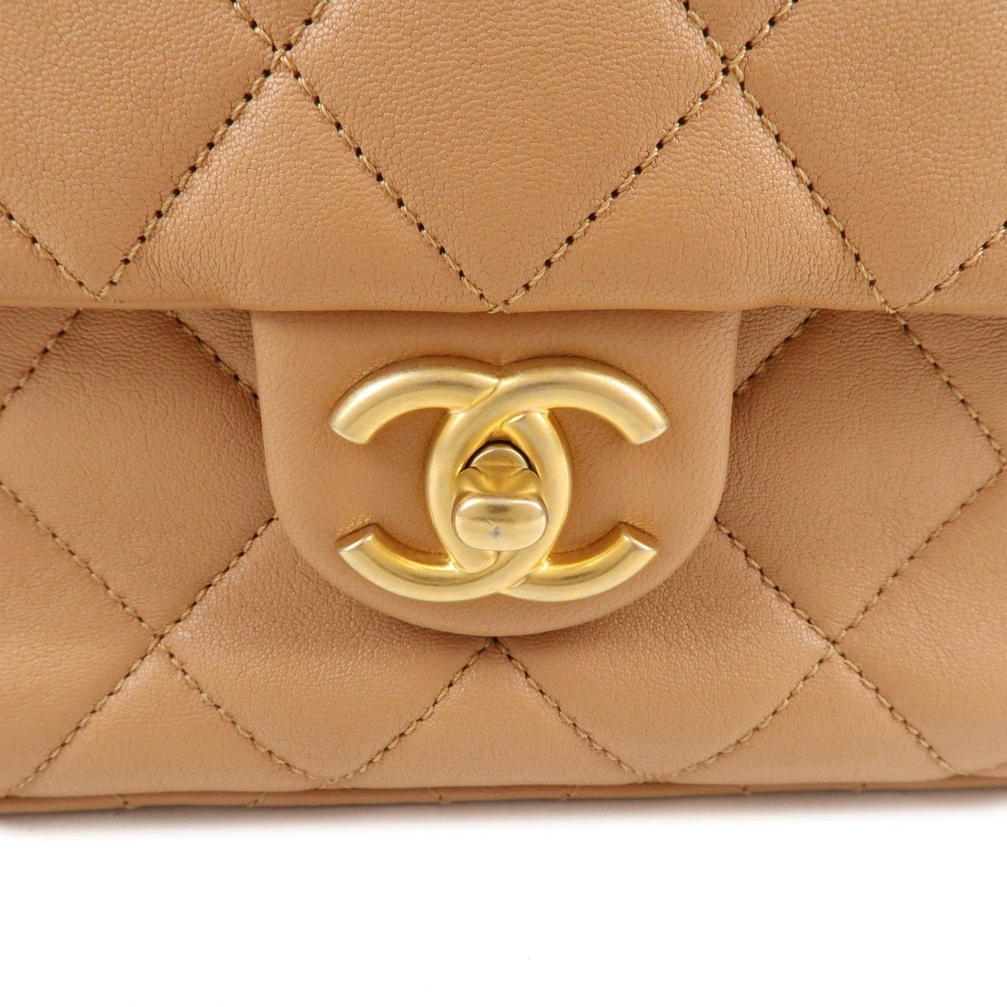 CHANEL Matelasse Lamb Skin Chain Shoulder Bag Beige Gold HDW