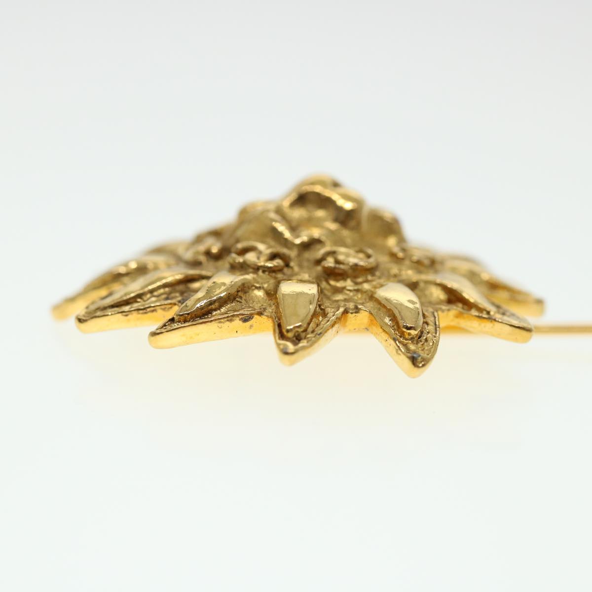 CHANEL Brooch metal Gold CC 38119