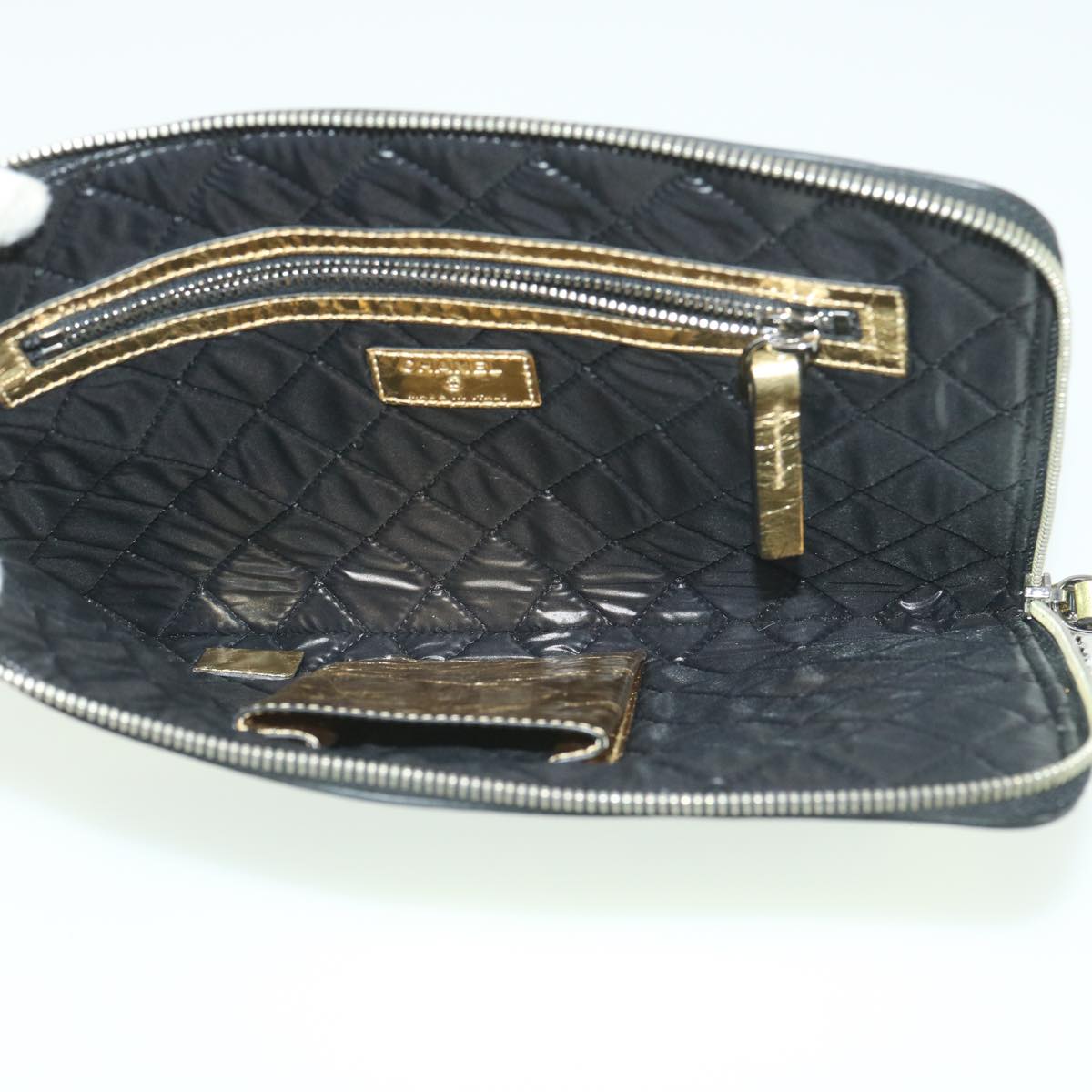CHANEL Clutch Bag Metallic Leather Gold A82164 CC 38172
