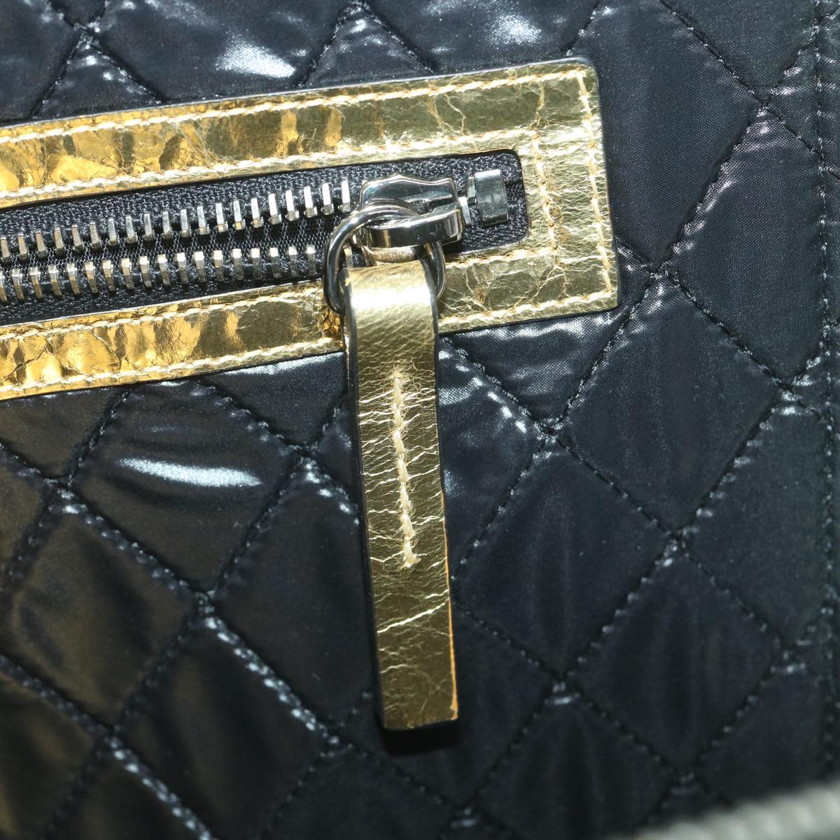 CHANEL Clutch Bag Metallic Leather Gold A82164 CC 38172