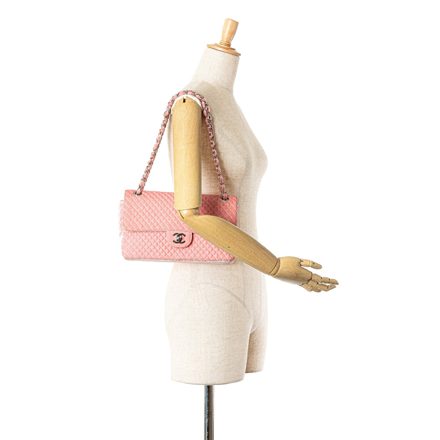 Chanel Sac Medium Micro Quilted Velvet CC Flap