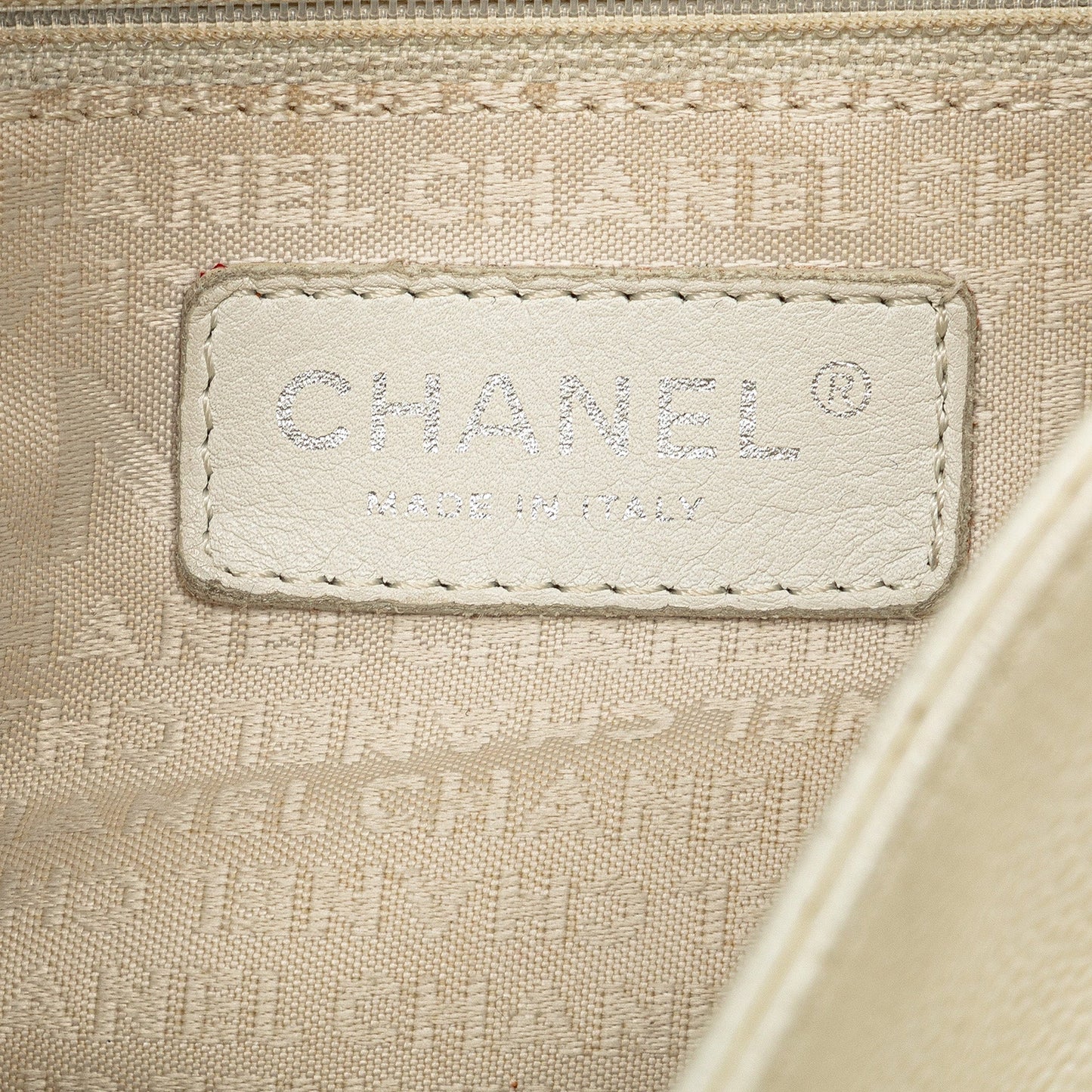 Chanel Sac Caviar Perforated Hollywood Accordion Flap