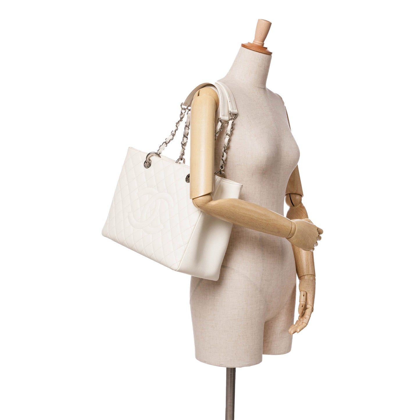 Chanel Sac Caviar Grand Shopping Tote