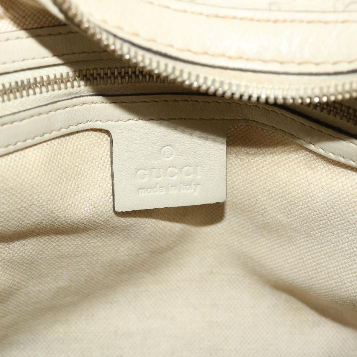 GUCCI Shima Shoulder Bag Leather White 002404 49070