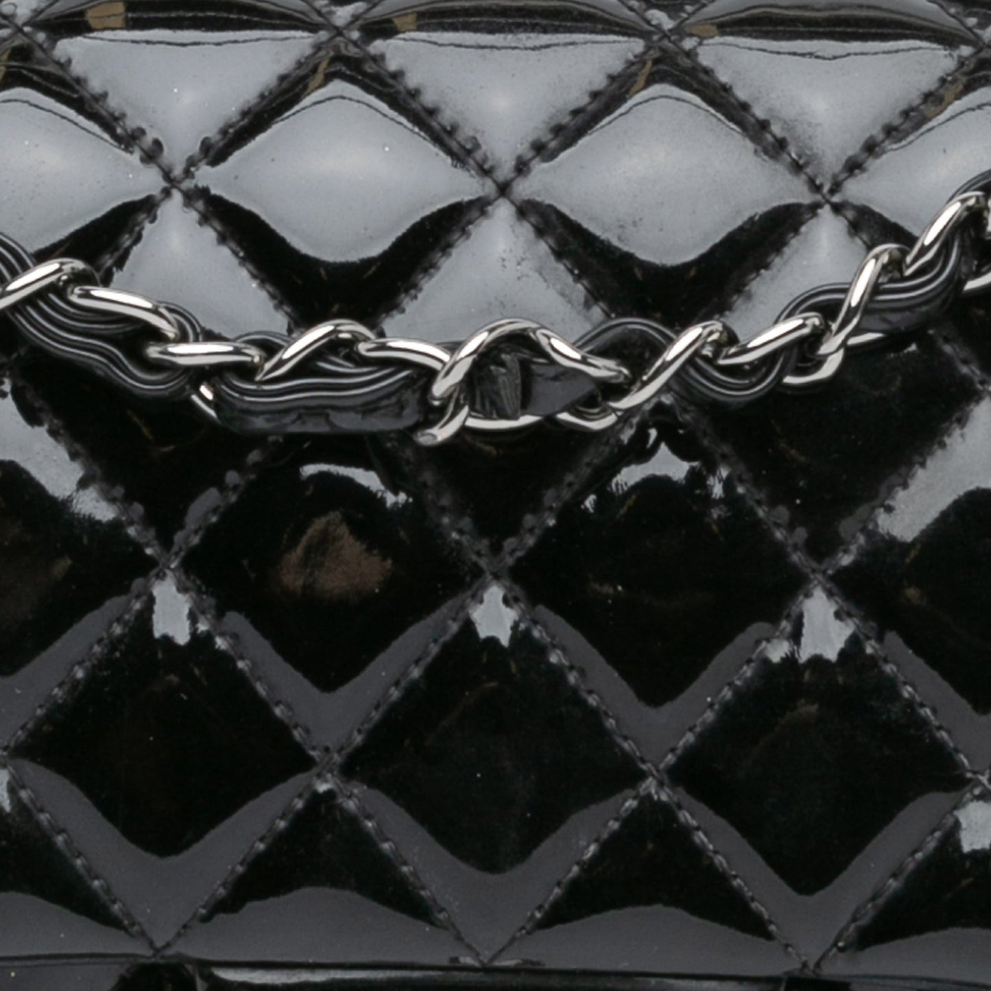 Chanel Sac Medium Classic Patent Double Flap