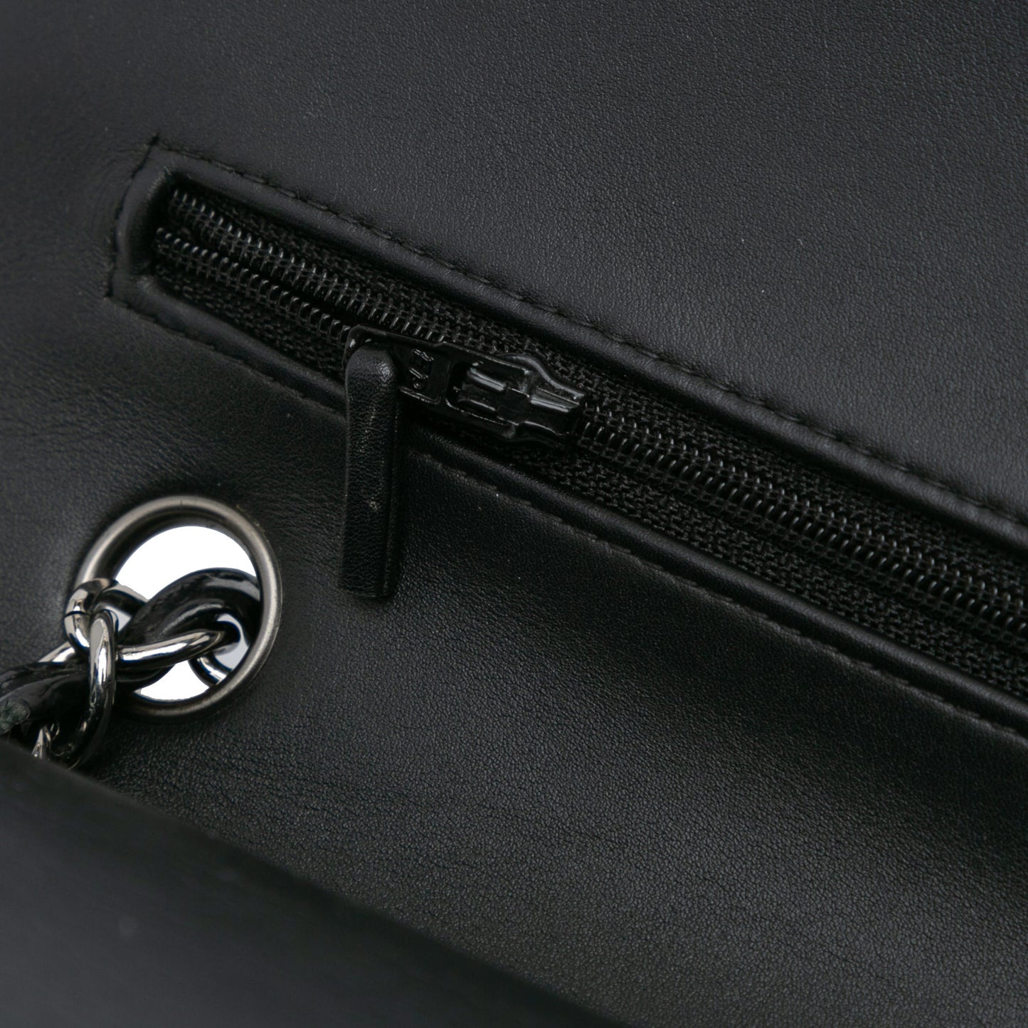Chanel Sac Medium Classic Patent Double Flap
