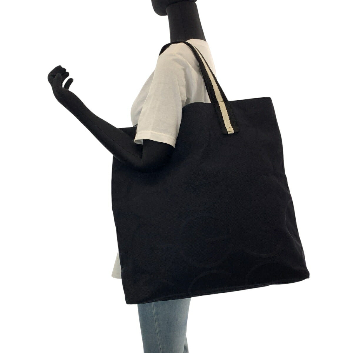 Gucci Canvas G Logo Tote Bag