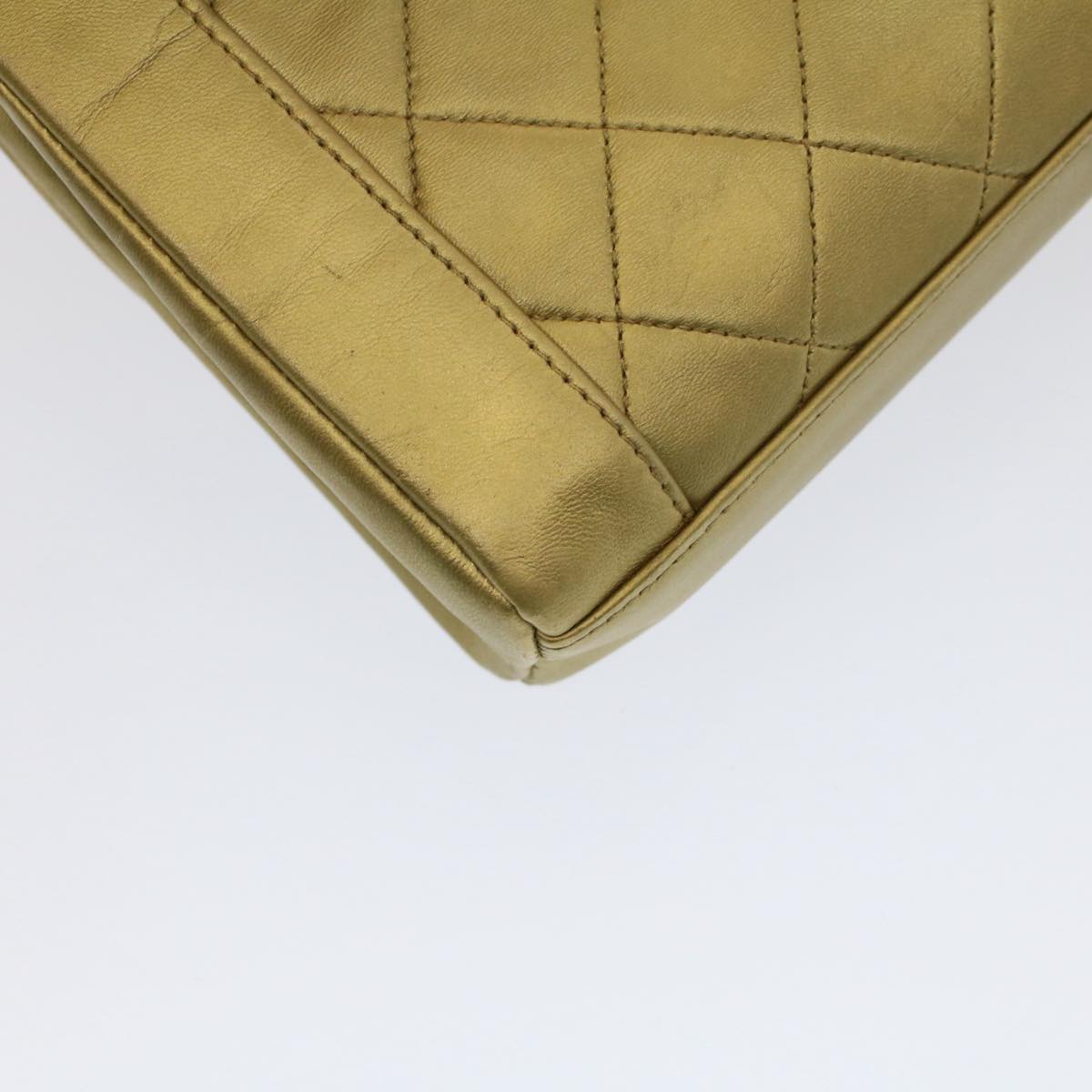 CHANEL Matelasse Turn Lock Chain Shoulder Bag Lamb Skin Gold CC 51274A
