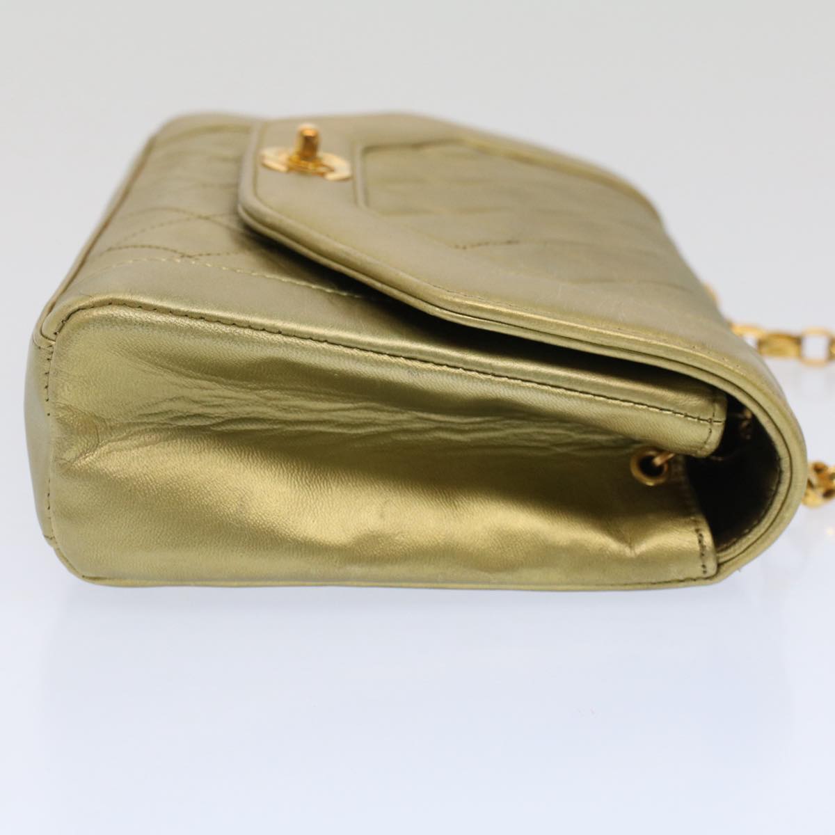 CHANEL Matelasse Turn Lock Chain Shoulder Bag Lamb Skin Gold CC 51274A