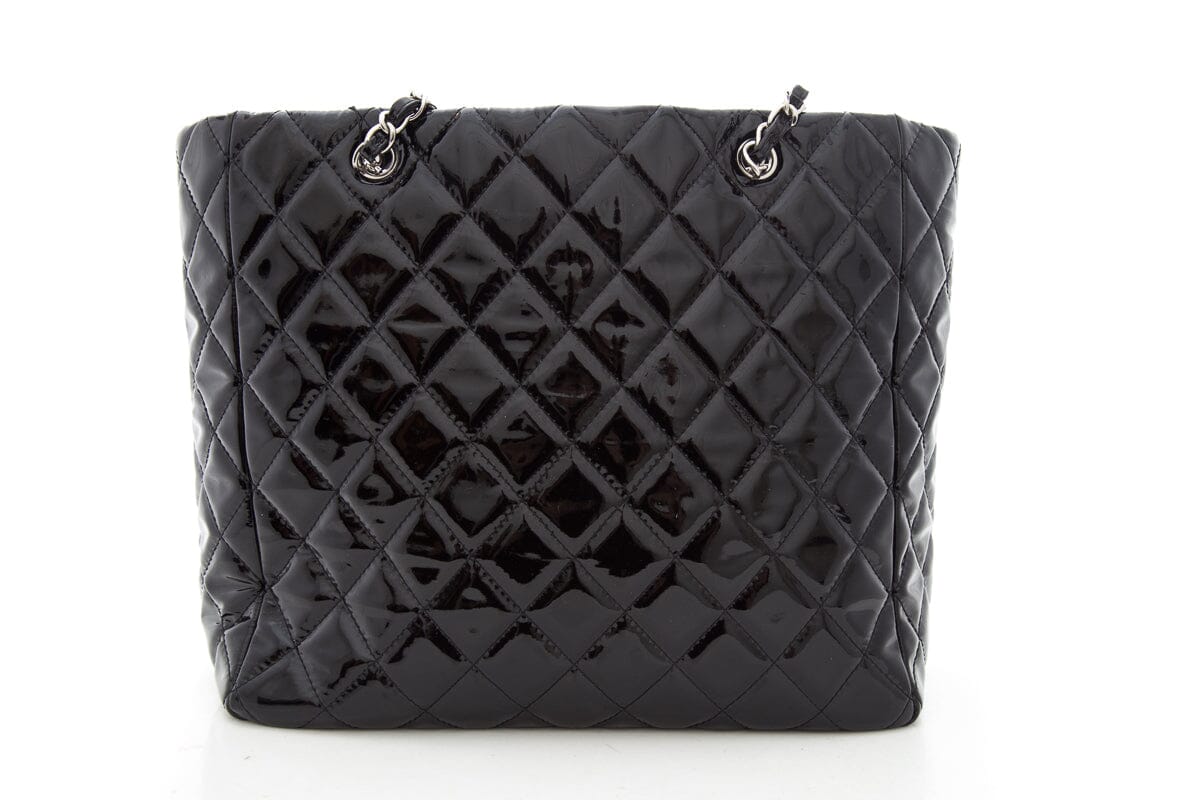 Chanel Black Diamond quilted "2009-2010" Handbag