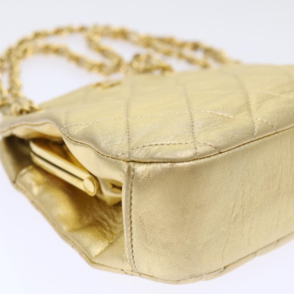 CHANEL Matelasse Chain Shoulder Bag Leather Gold CC 53015A