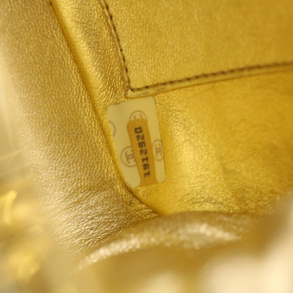 CHANEL Matelasse Chain Shoulder Bag Leather Gold CC 53015A