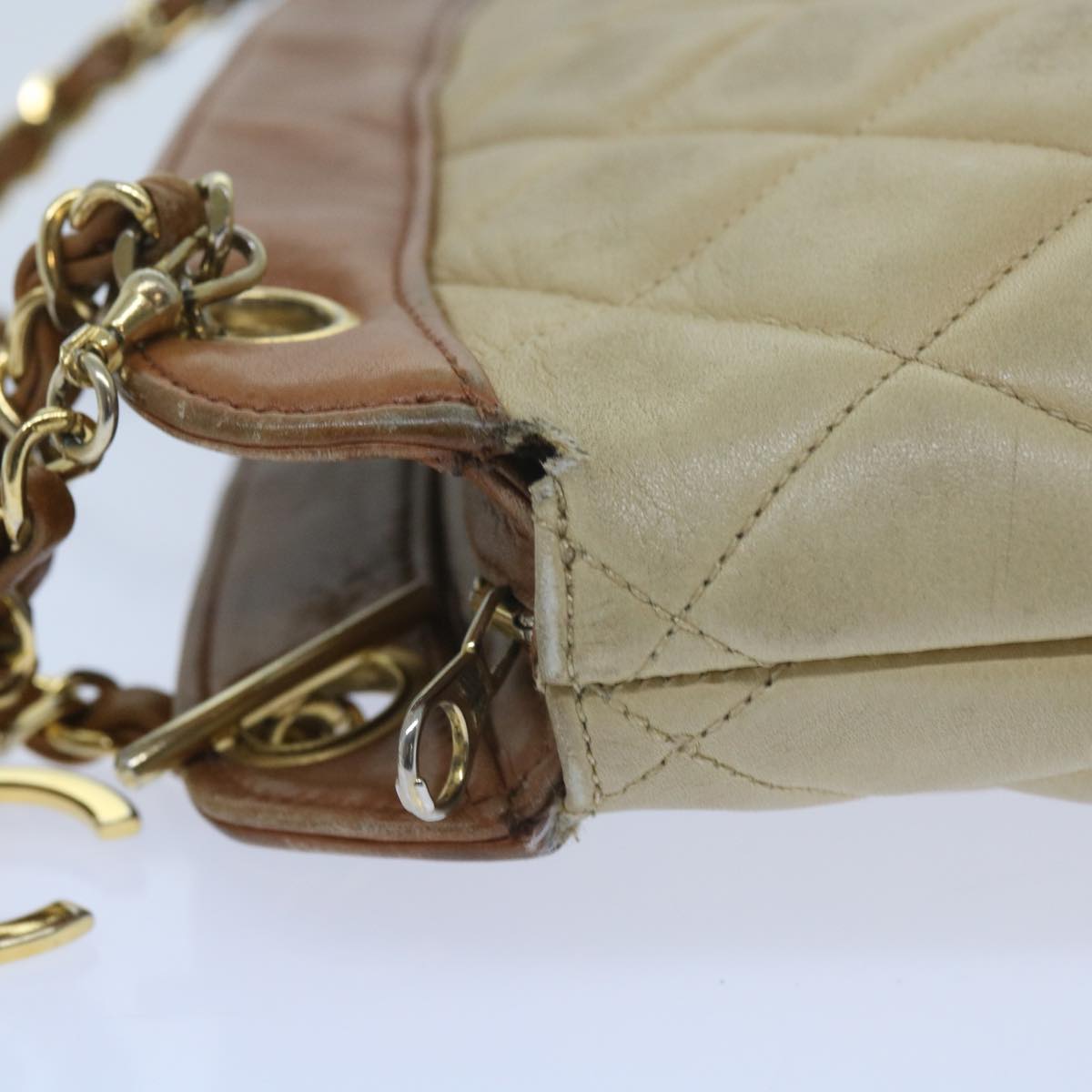 CHANEL Matelasse Chain Shoulder Bag Lamb Skin Beige CC 59907A