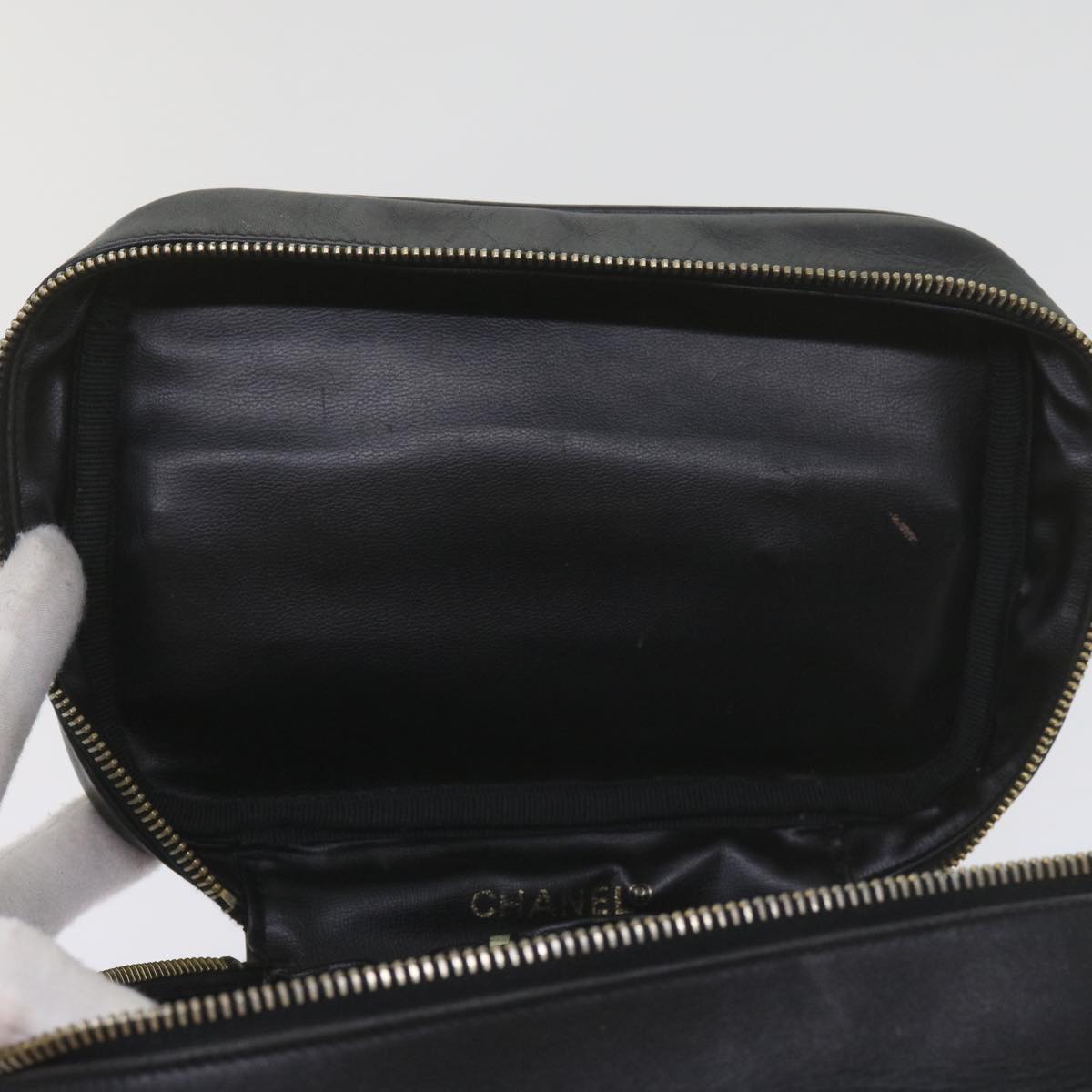CHANEL Vanity Cosmetic Pouch Leather Black CC 59984