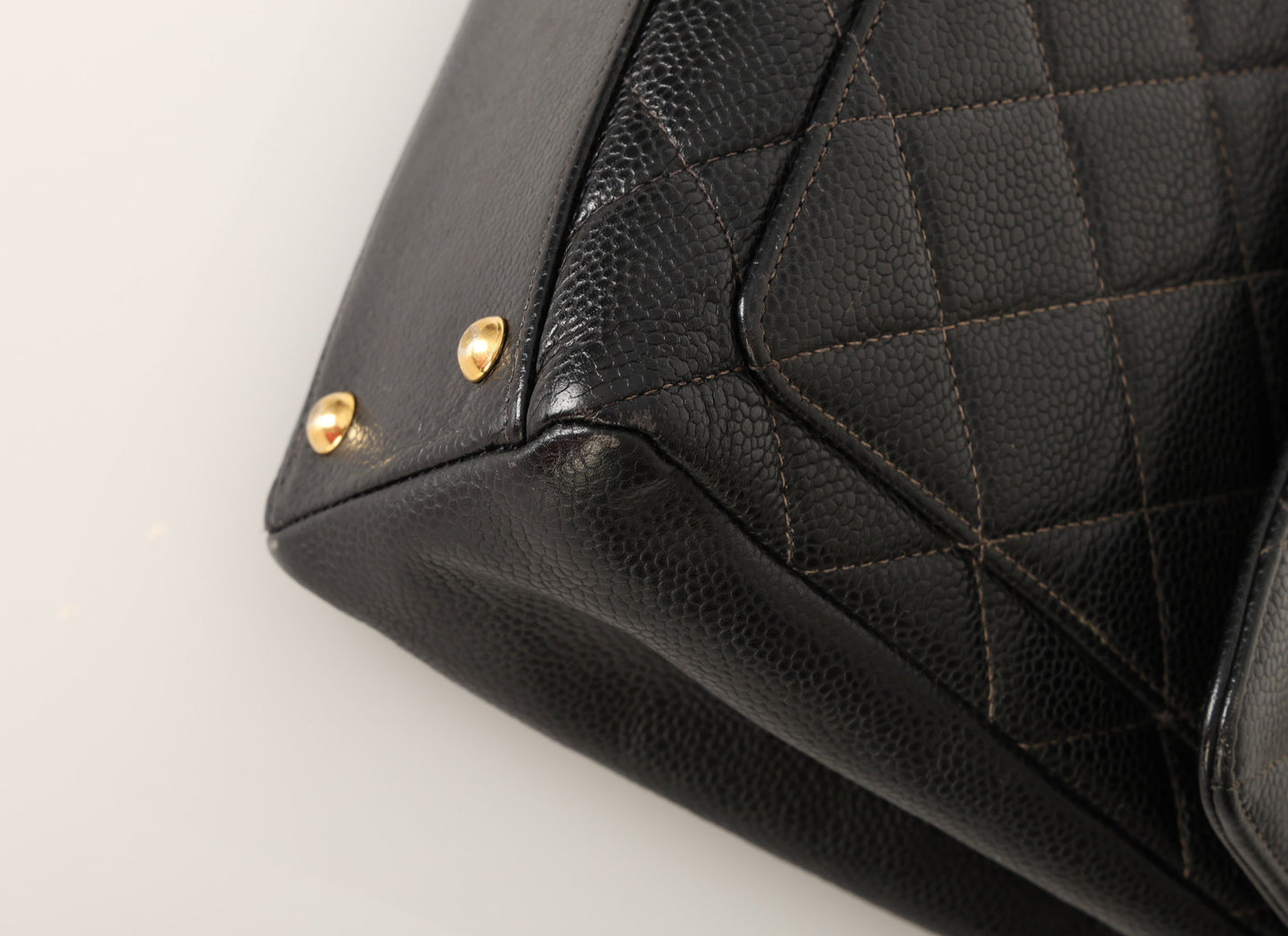 Chanel 2000 Caviar Single Flap