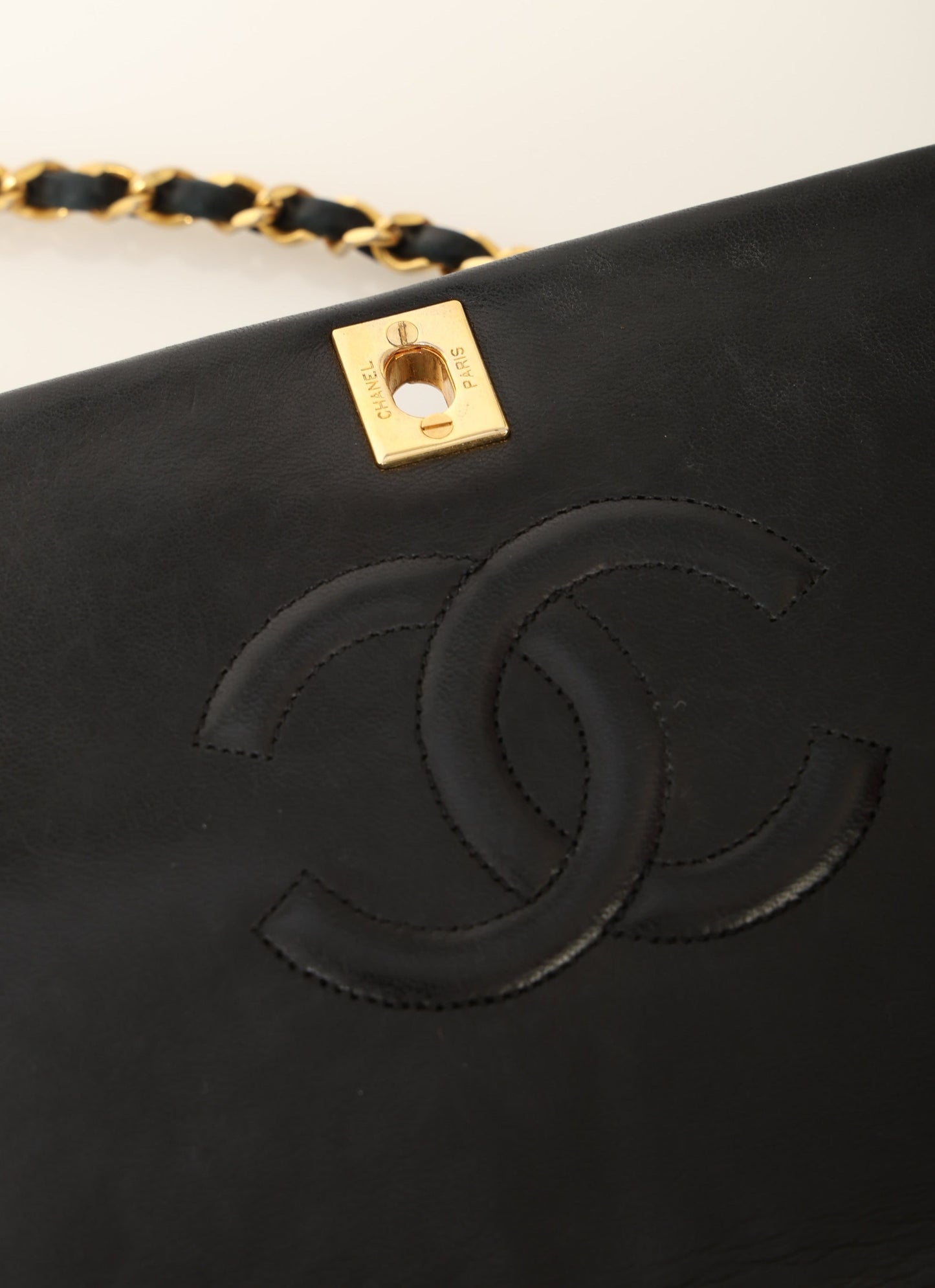 Chanel 1989 Lambskin Turnlock Medium Full Flap