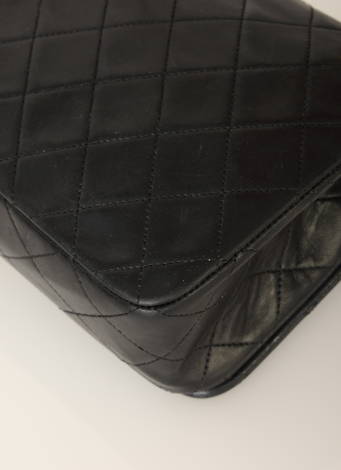 Chanel 1989 Lambskin Turnlock Medium Full Flap