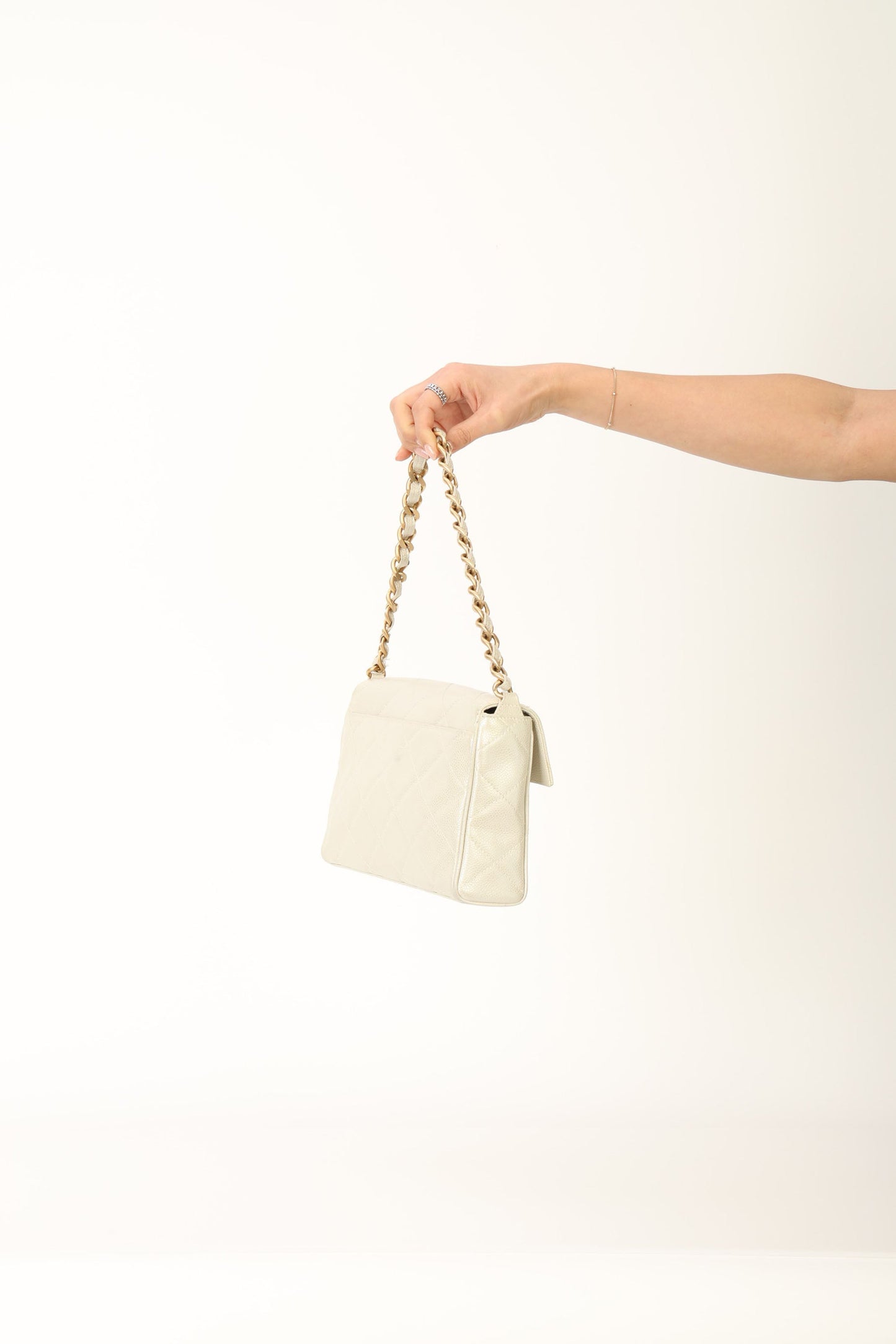 Chanel 2000 Caviar Iridescent Shoulder Bag