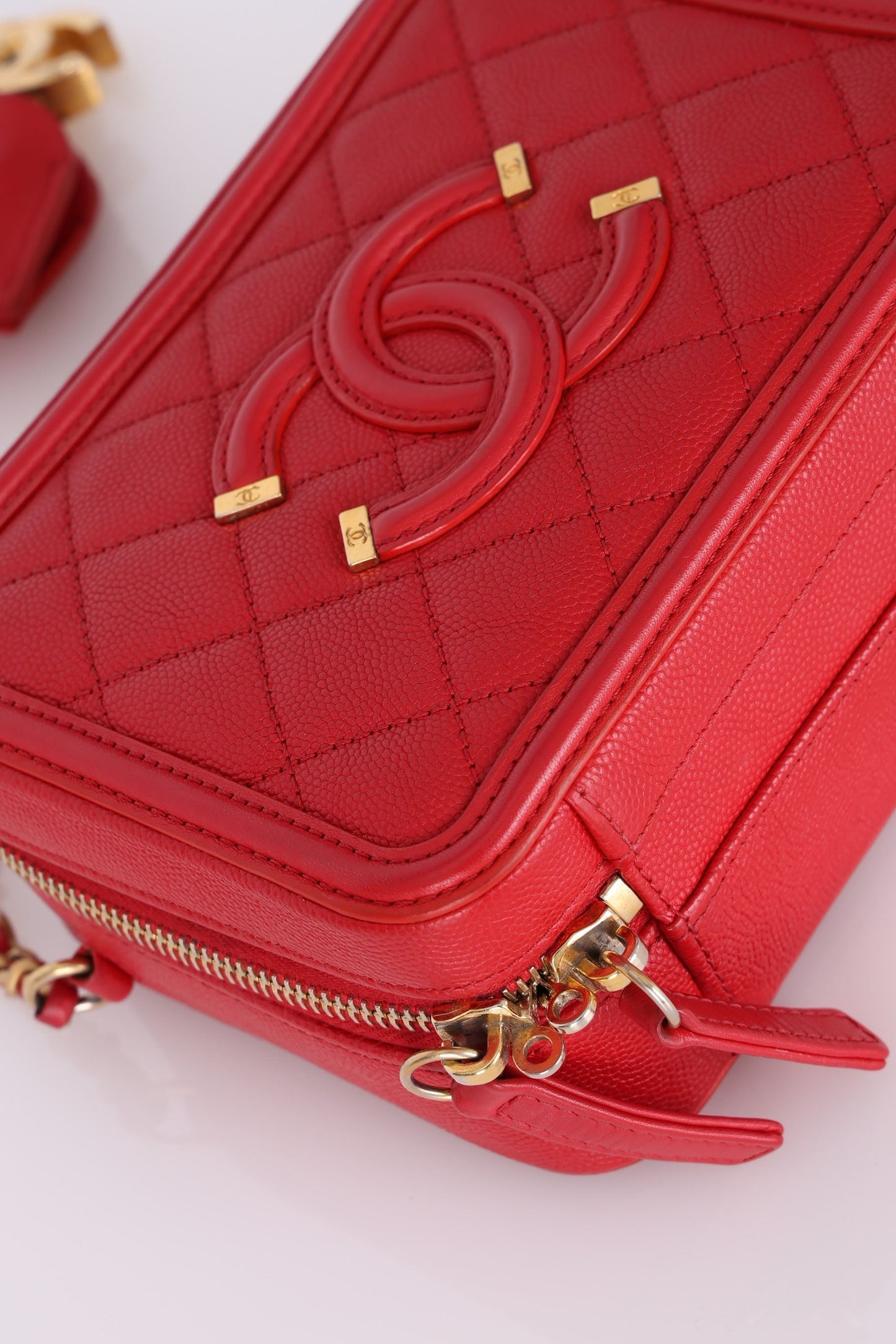 Chanel 2018 Caviar Small Filigree Vanity Bag