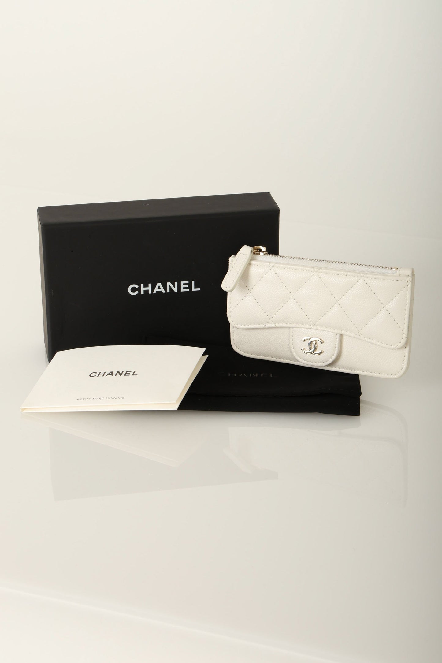 Chanel 2023 Caviar Cardholder w/ Chain