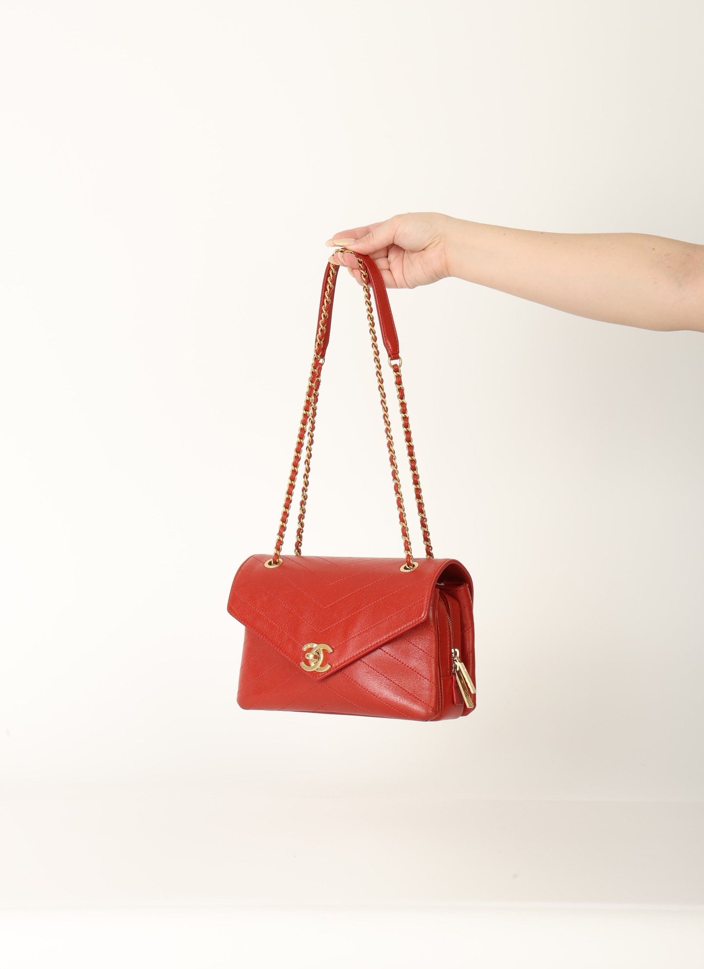 Chanel 2018 Calfskin Chevron Red Flap